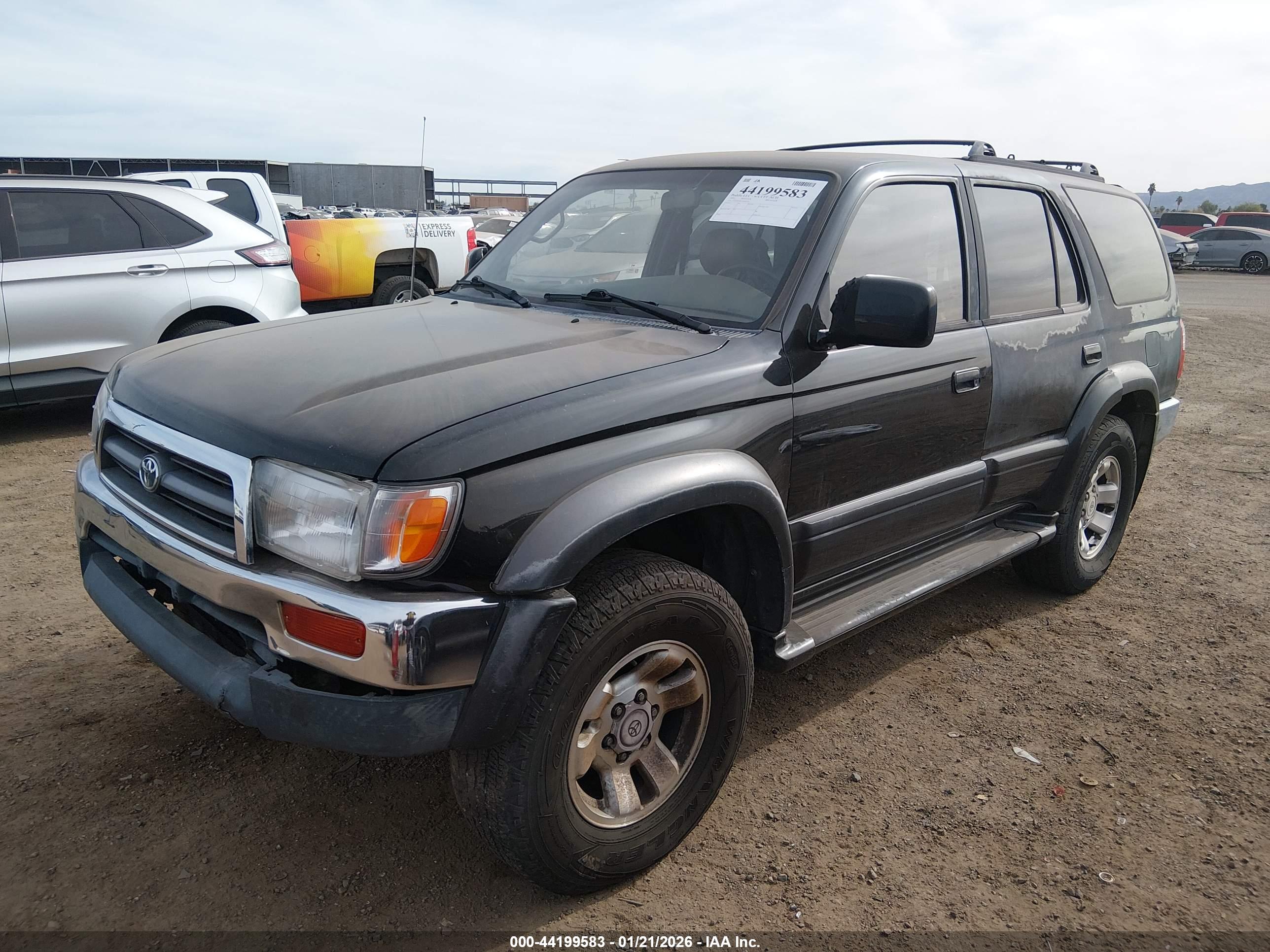 TOYOTA 4RUNNER image 2