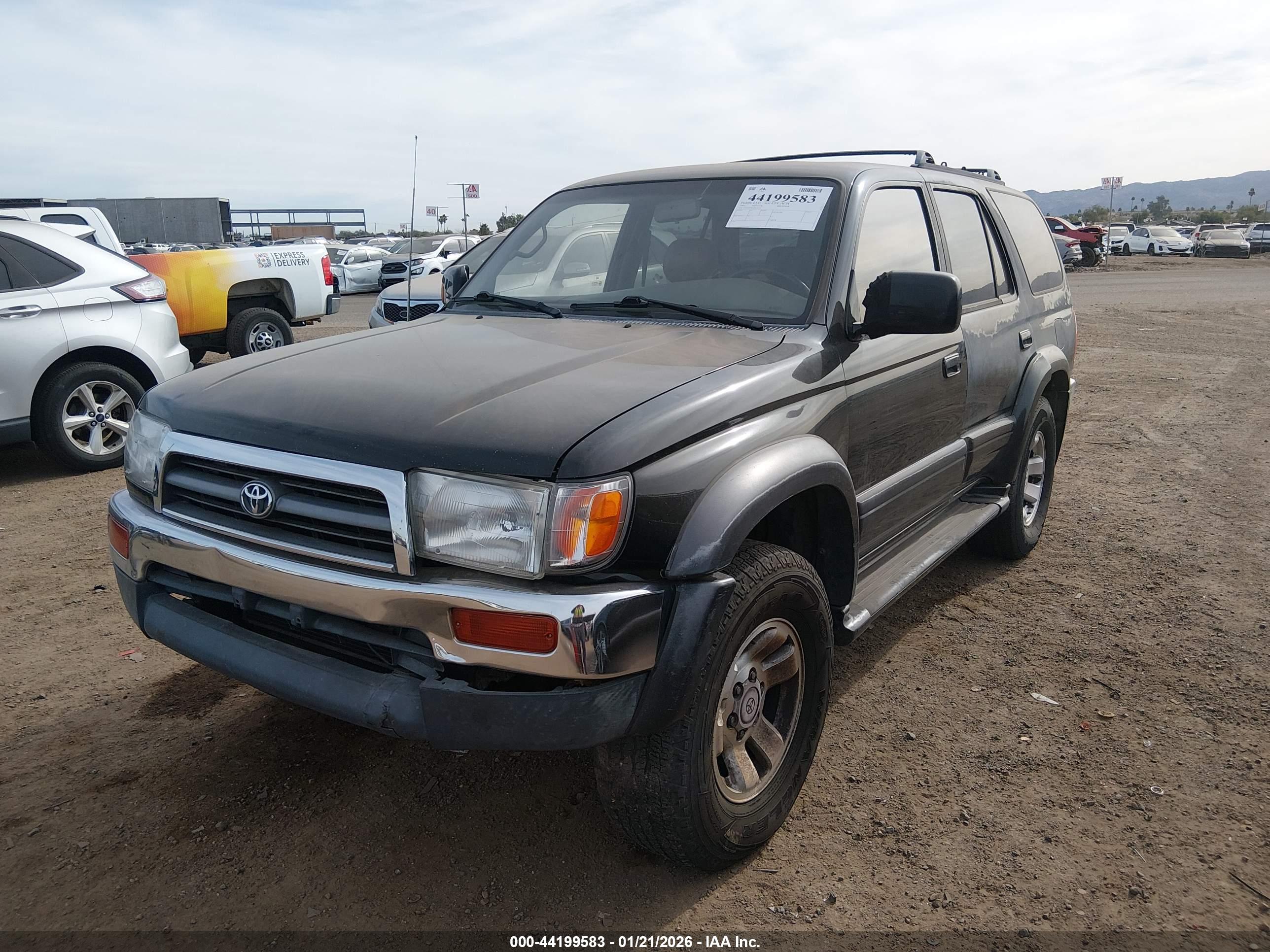 TOYOTA 4RUNNER image 6