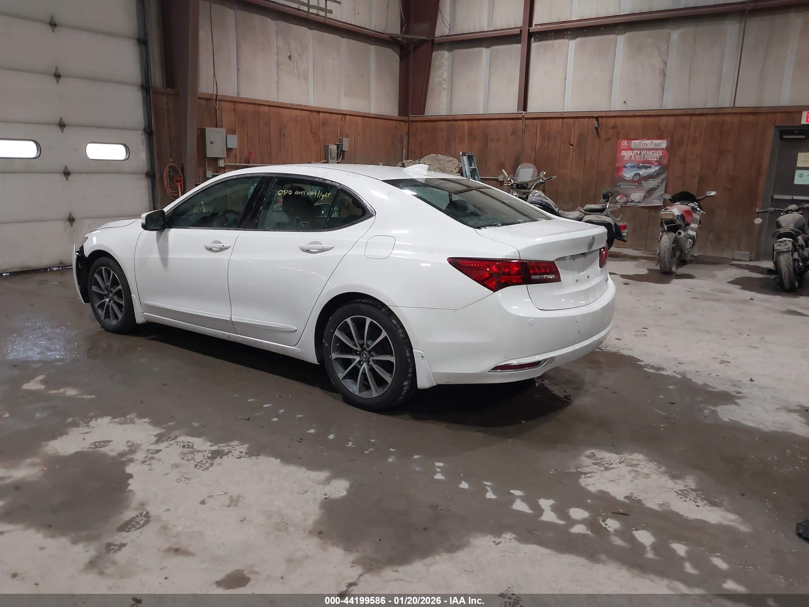 ACURA TLX image 3