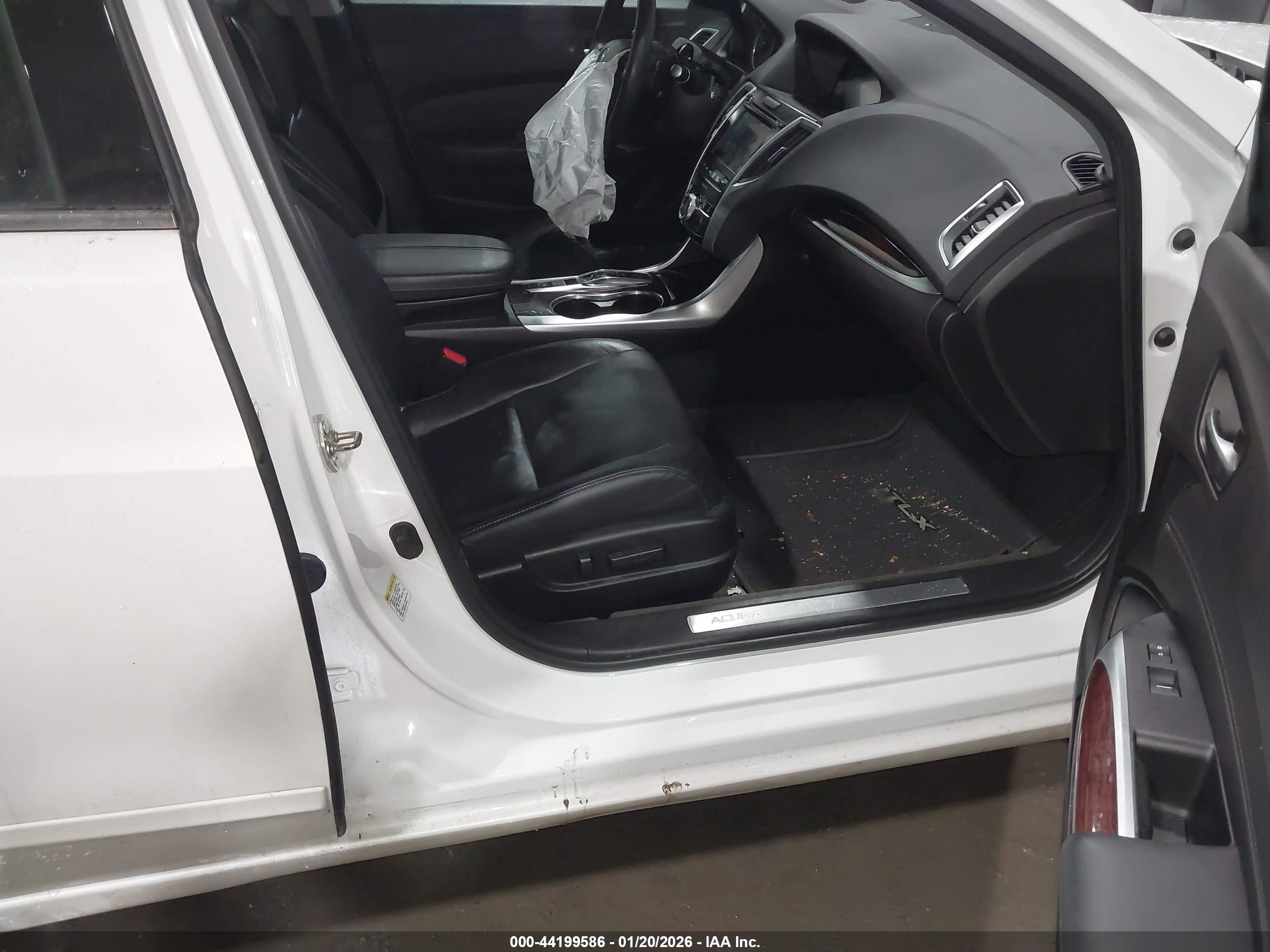 ACURA TLX image 5
