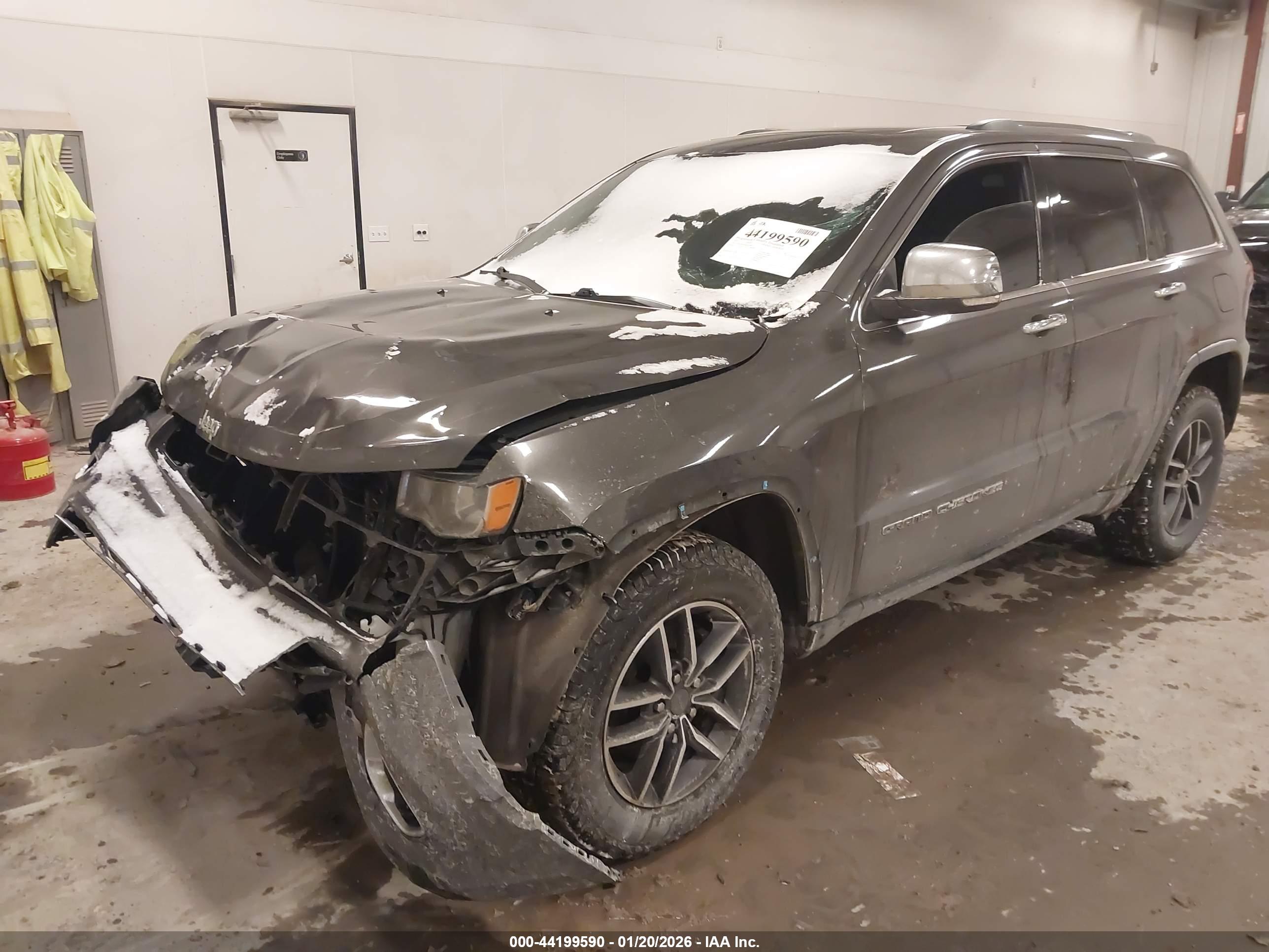 JEEP GRAND image 2