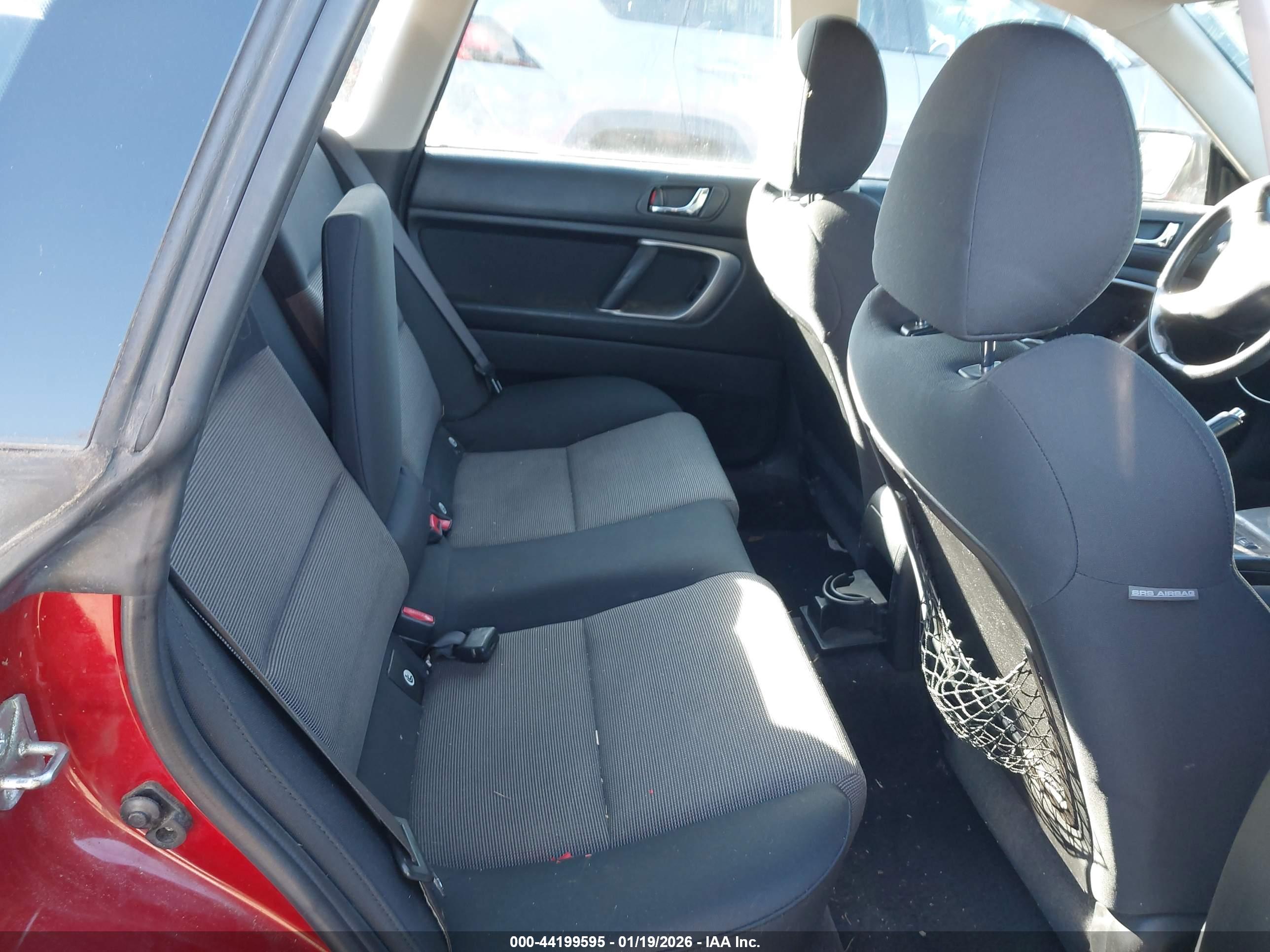 SUBARU OUTBACK image 8