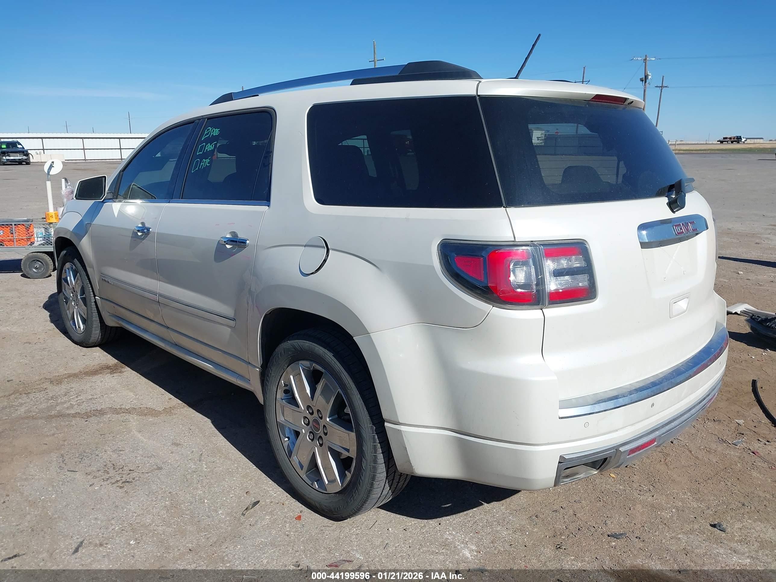 GMC ACADIA image 3