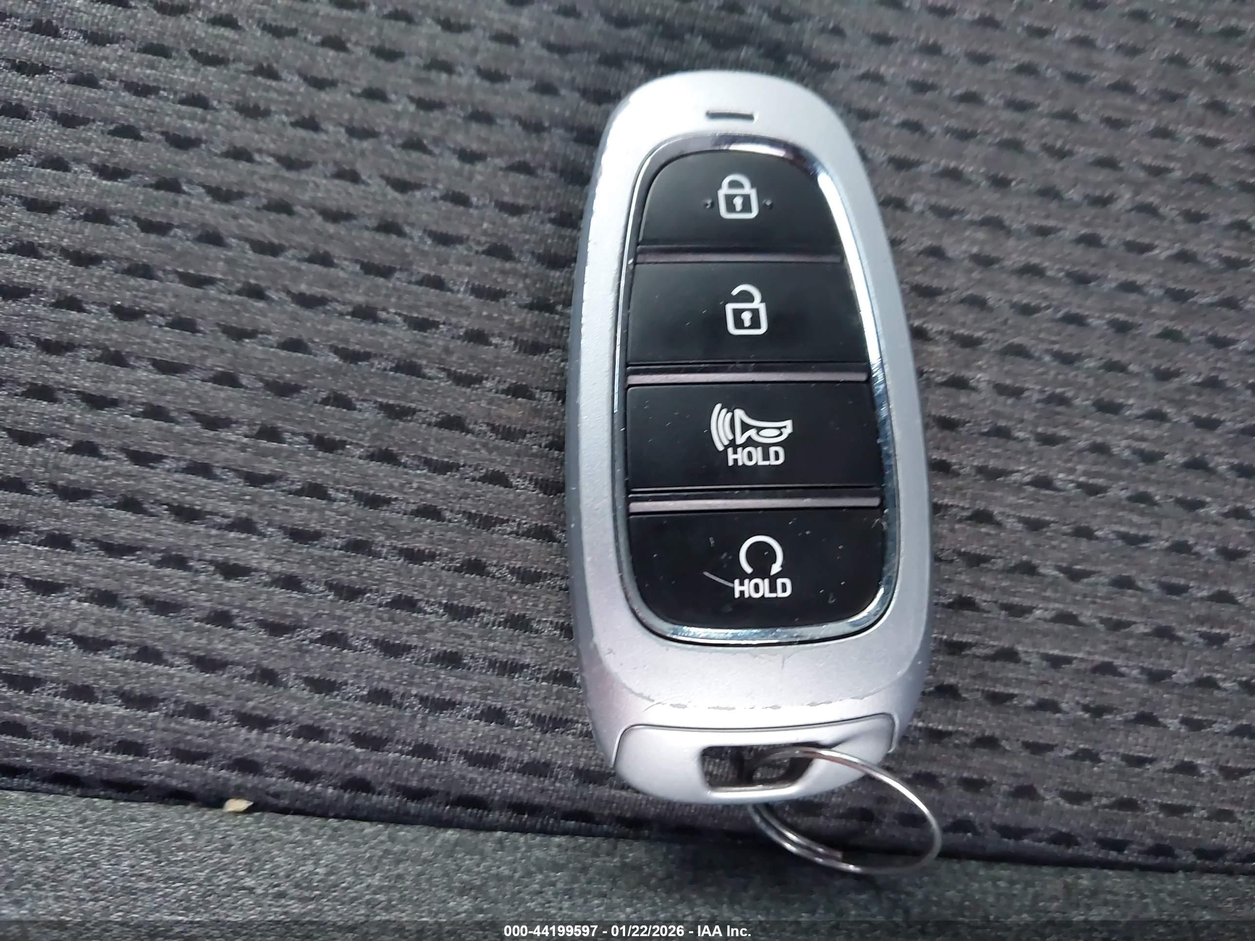 HYUNDAI SANTA image 11