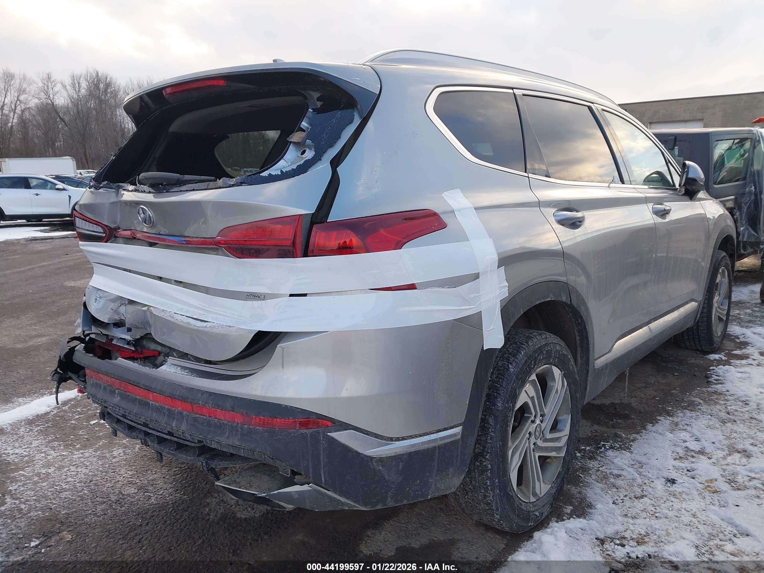 HYUNDAI SANTA image 4