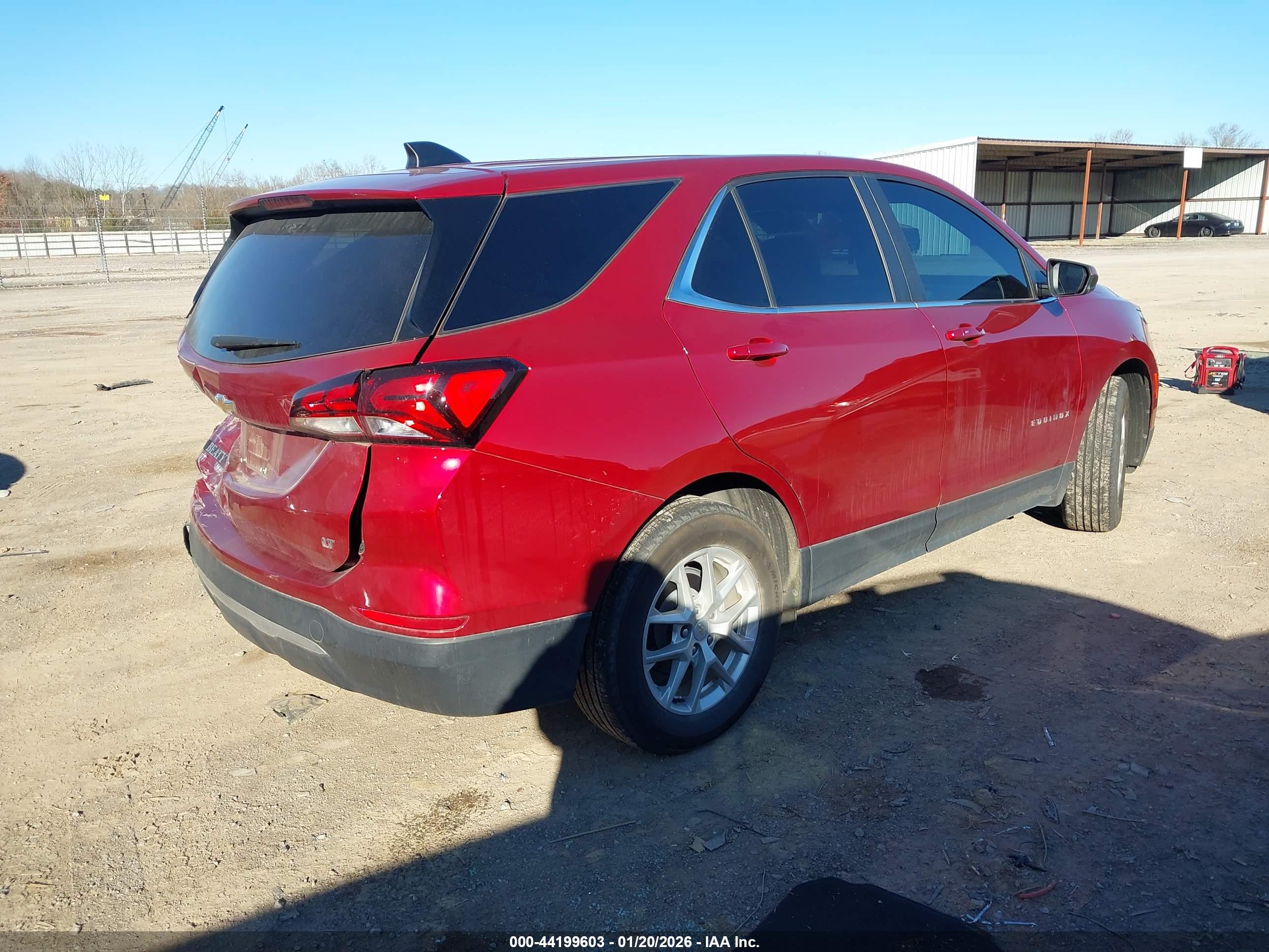 CHEVROLET EQUINOX image 4