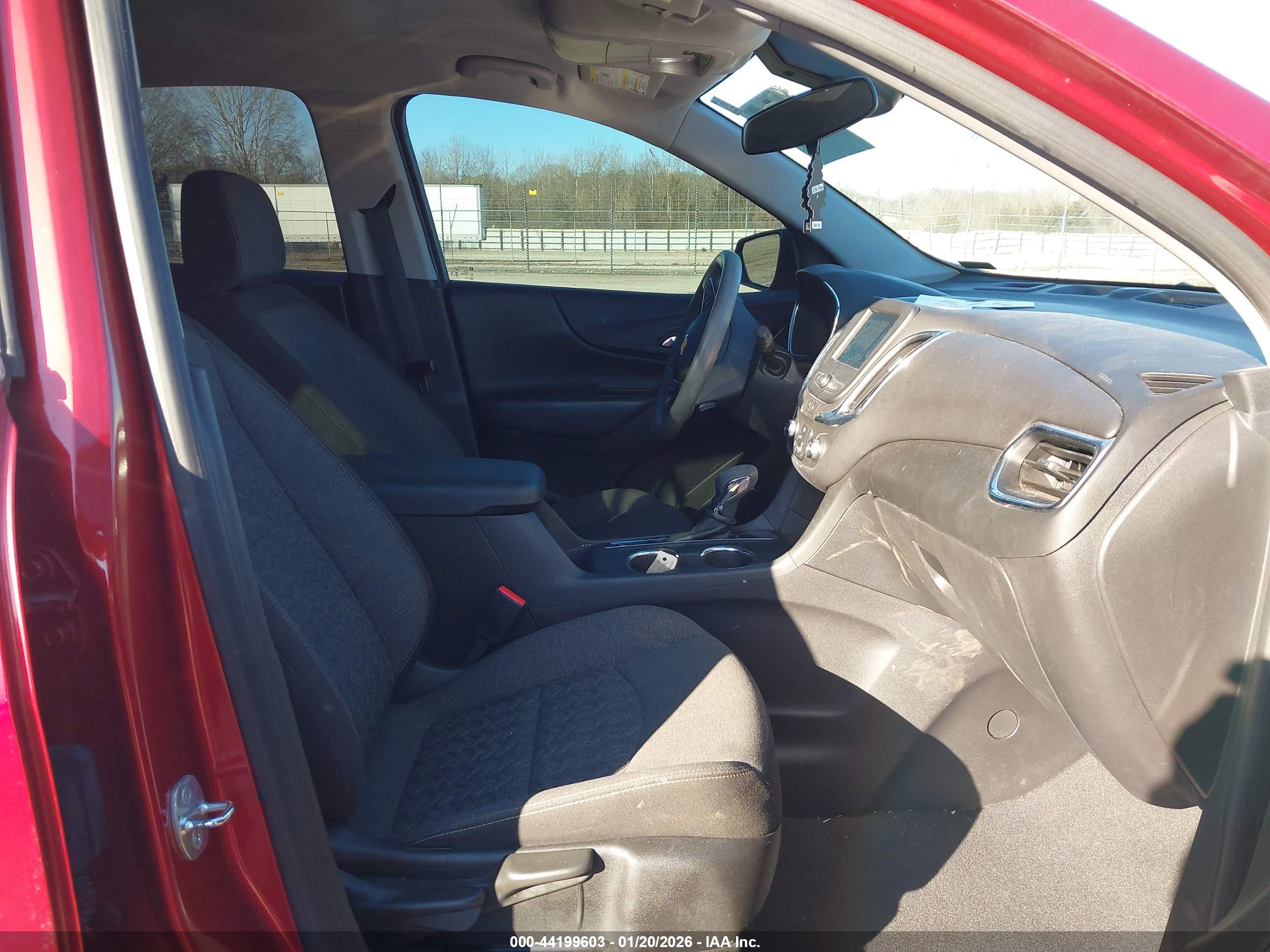 CHEVROLET EQUINOX image 5