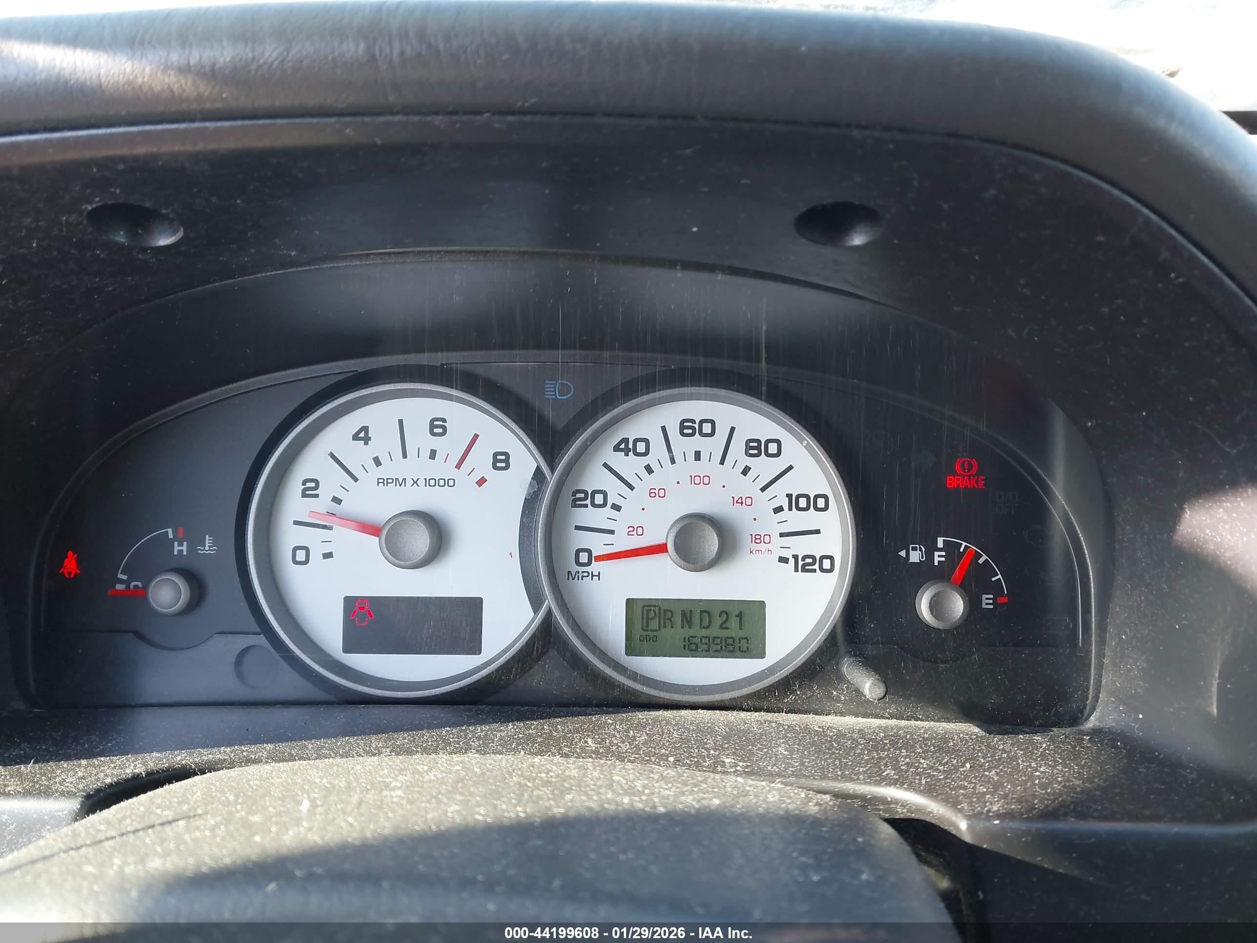 FORD ESCAPE image 7