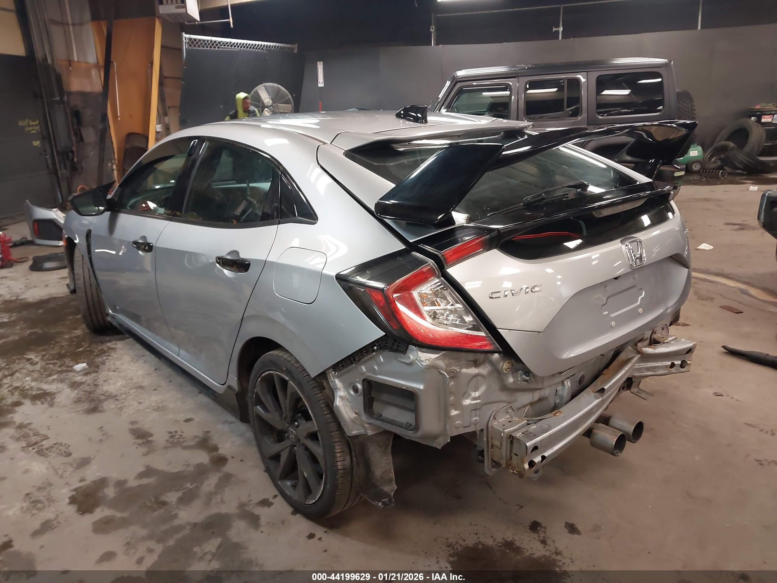HONDA CIVIC image 3