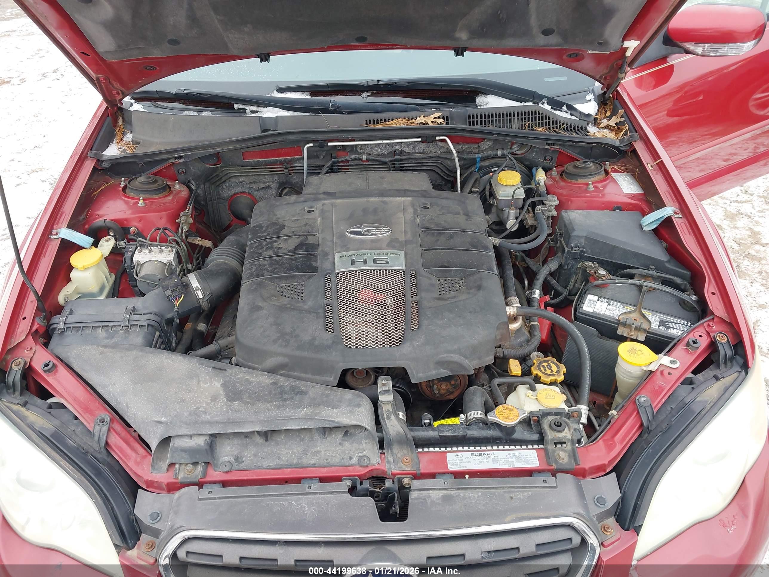 SUBARU OUTBACK image 10