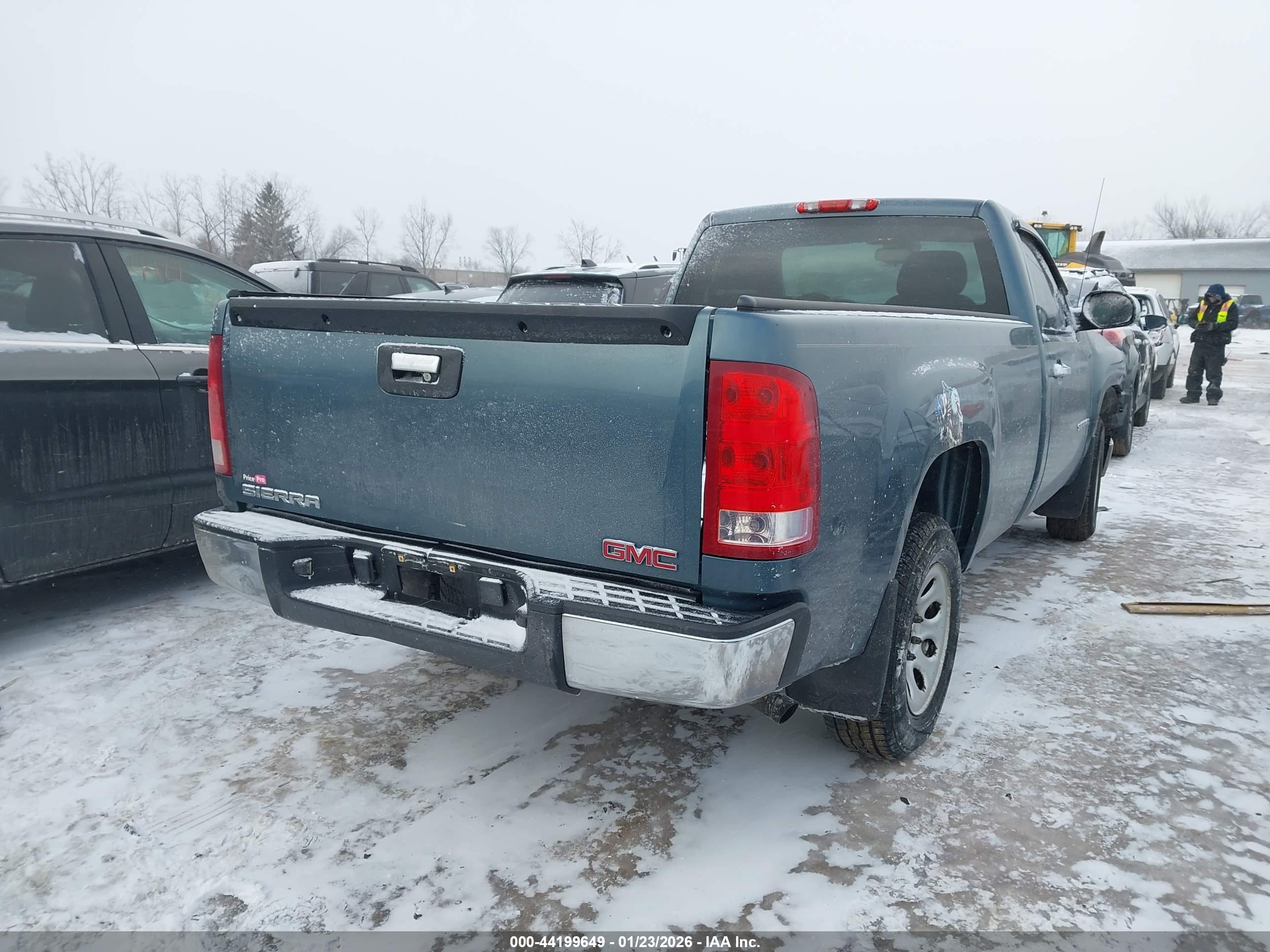 GMC SIERRA image 4