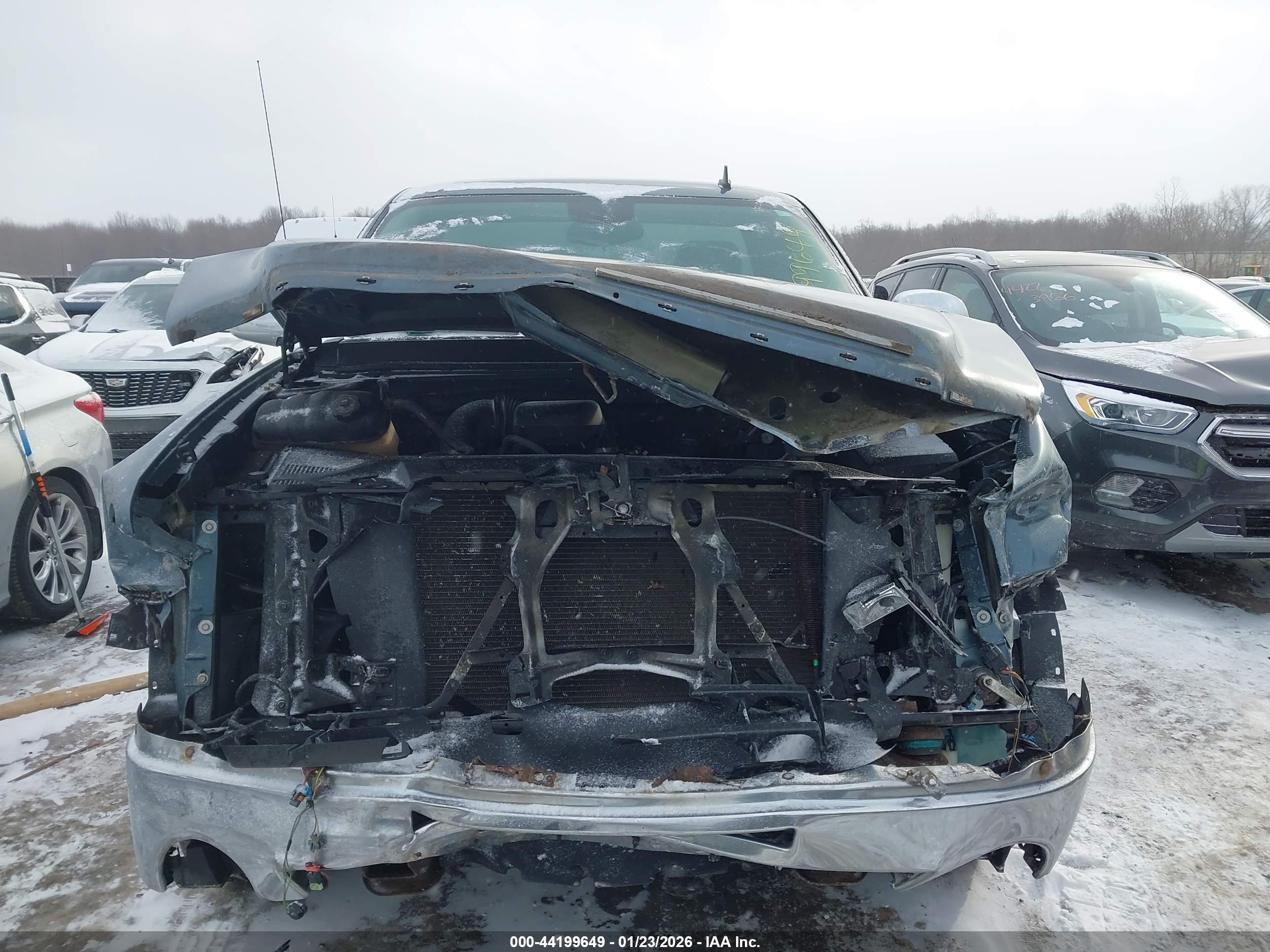 GMC SIERRA image 6