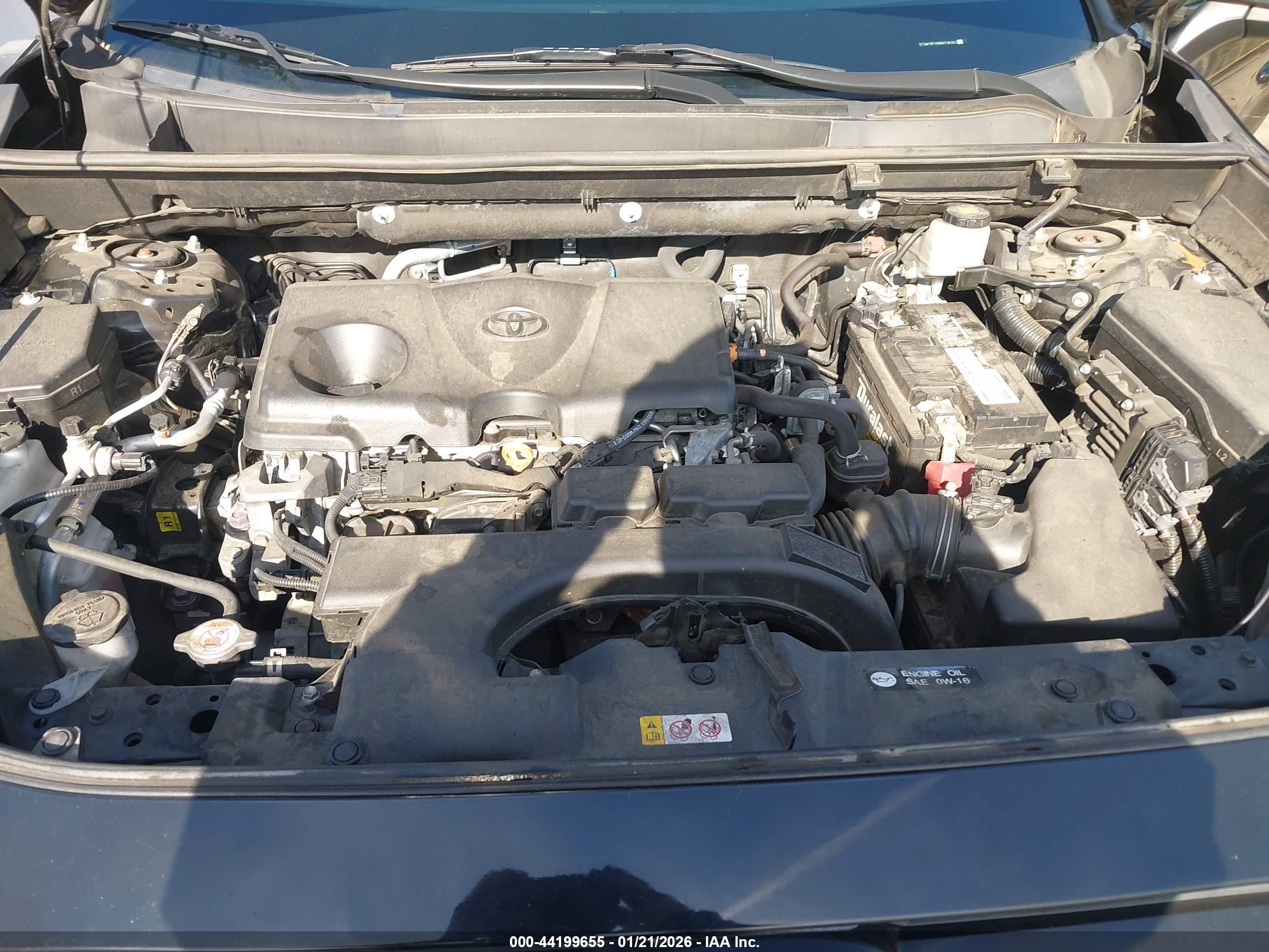TOYOTA RAV4 image 10