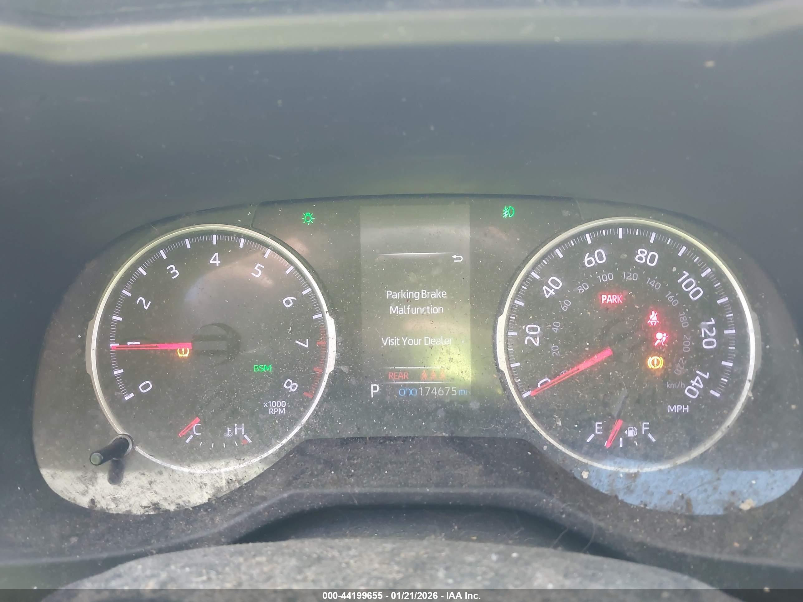 TOYOTA RAV4 image 7
