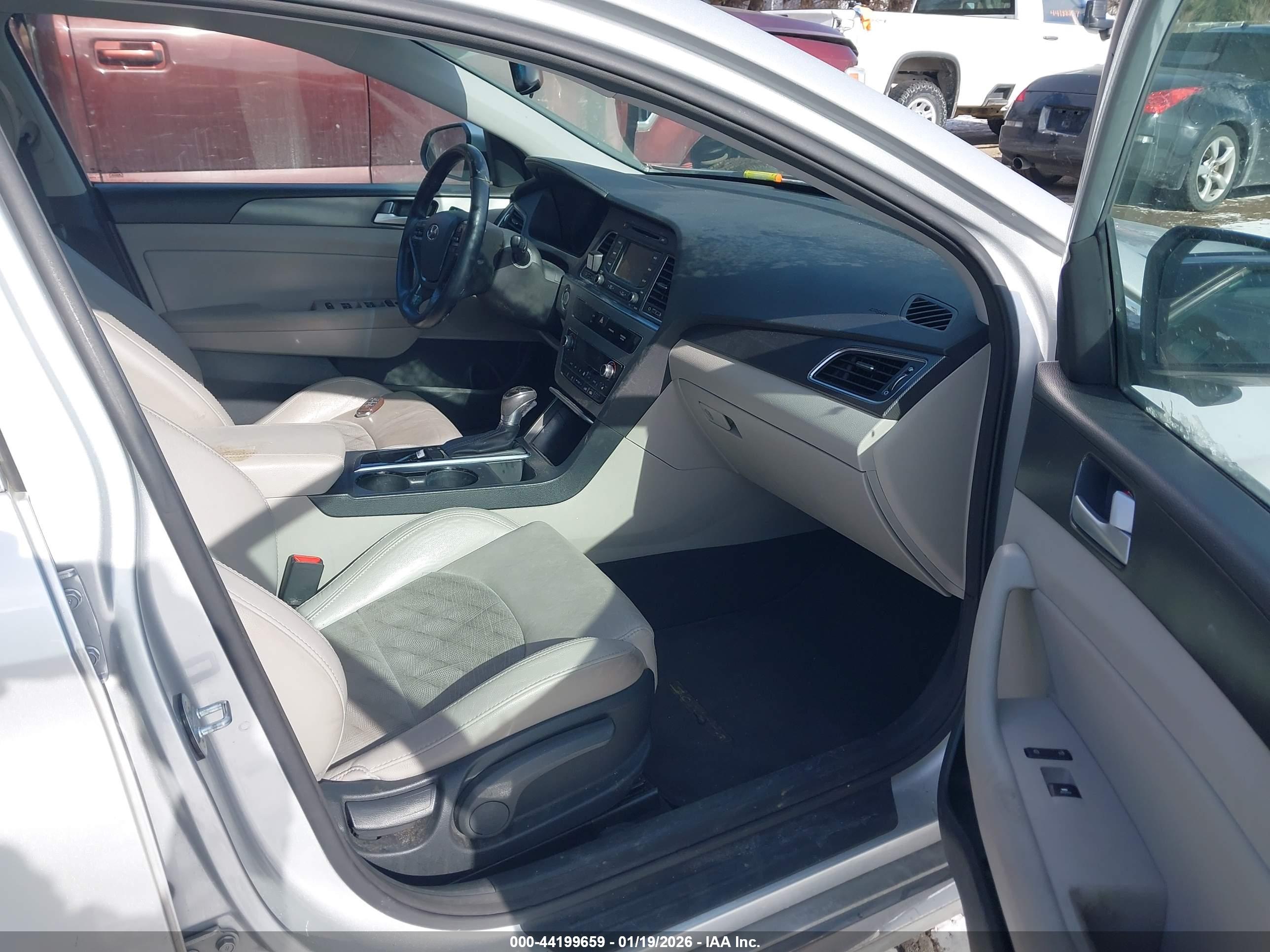 HYUNDAI SONATA image 5