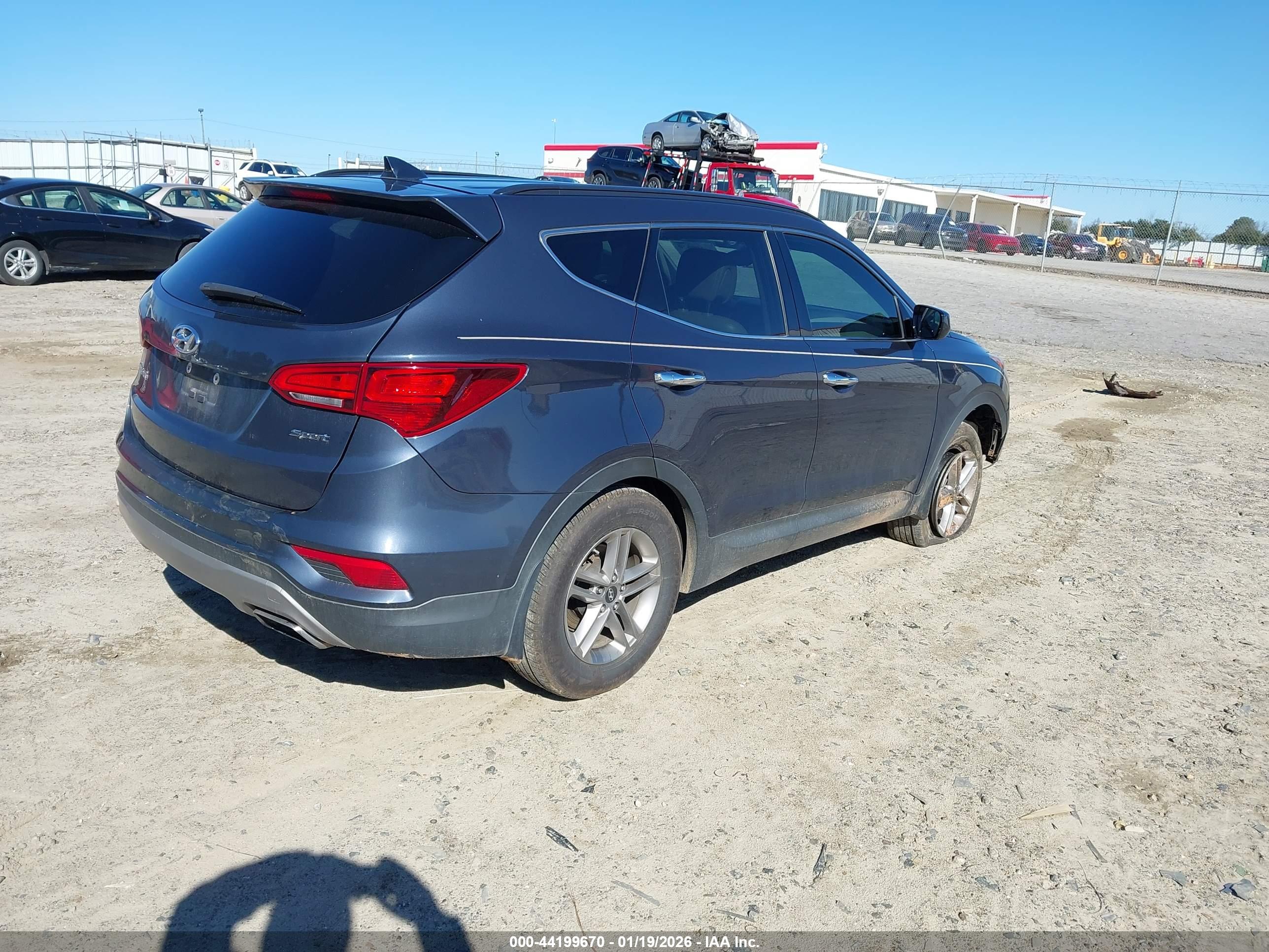 HYUNDAI SANTA image 4