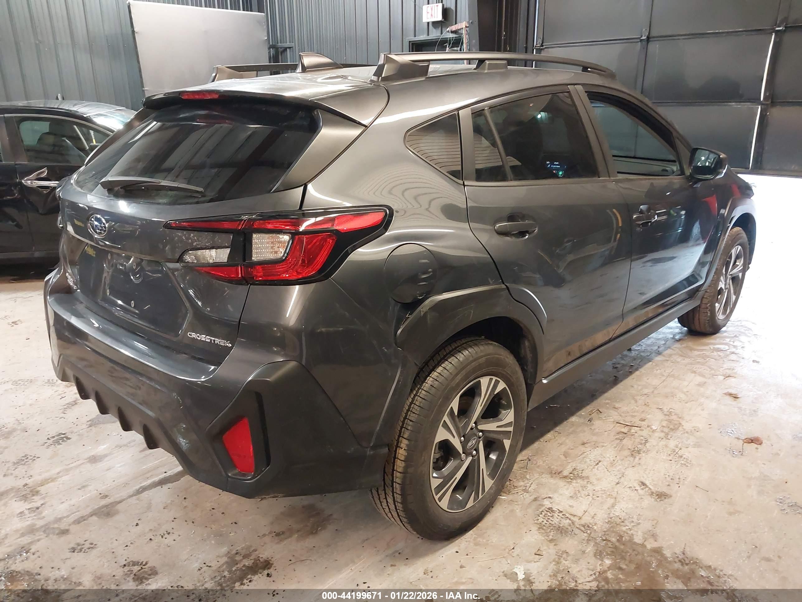 SUBARU CROSSTREK image 4