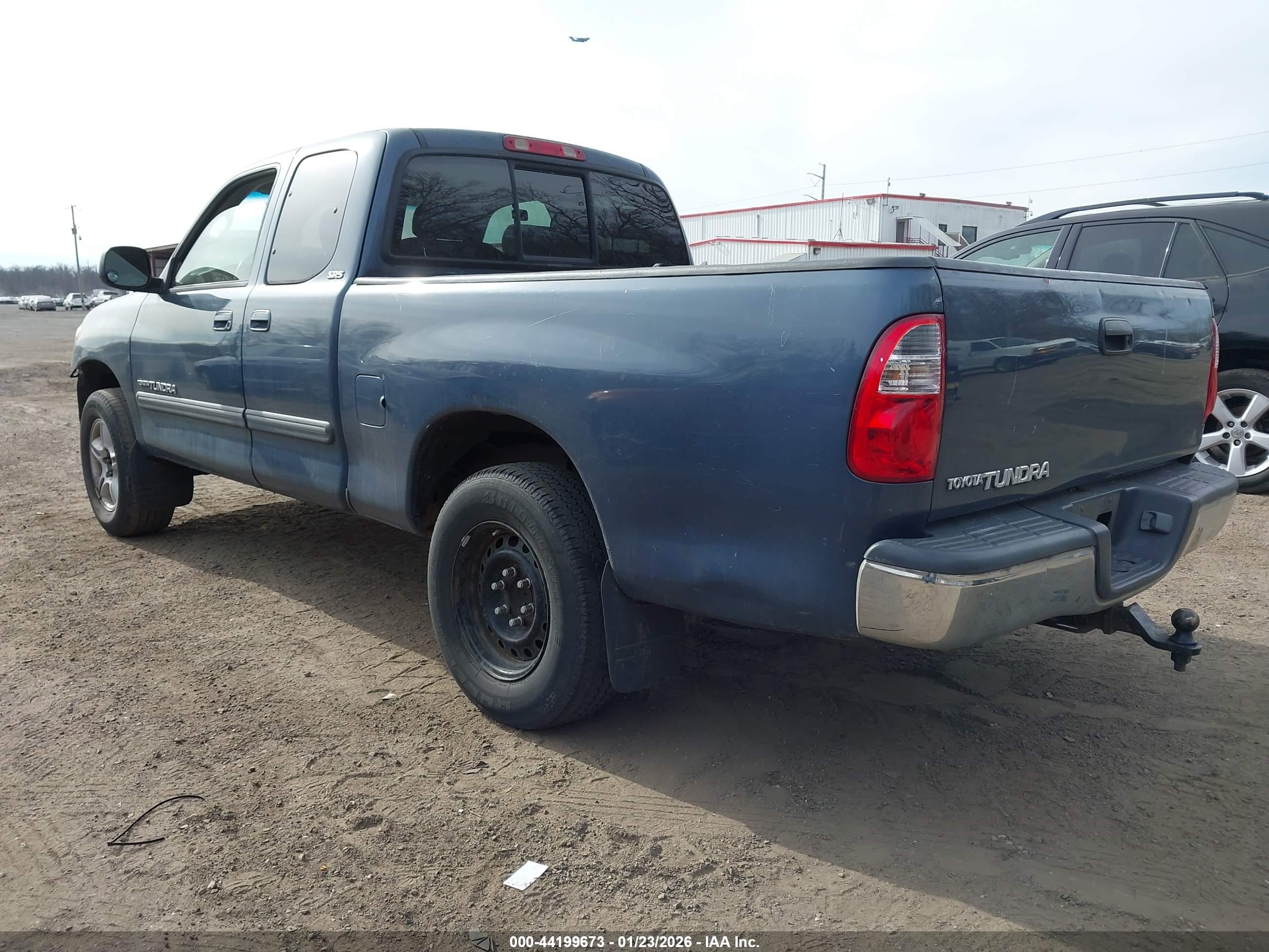 TOYOTA TUNDRA image 3