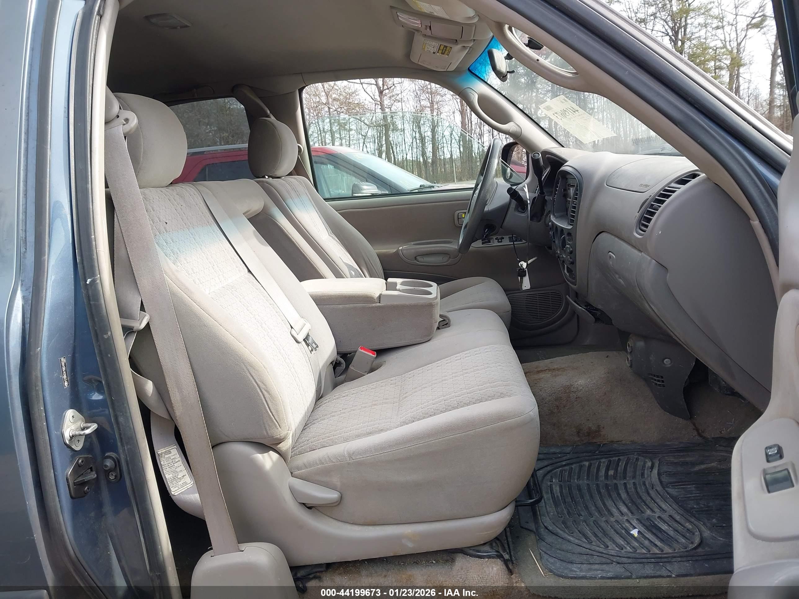 TOYOTA TUNDRA image 5