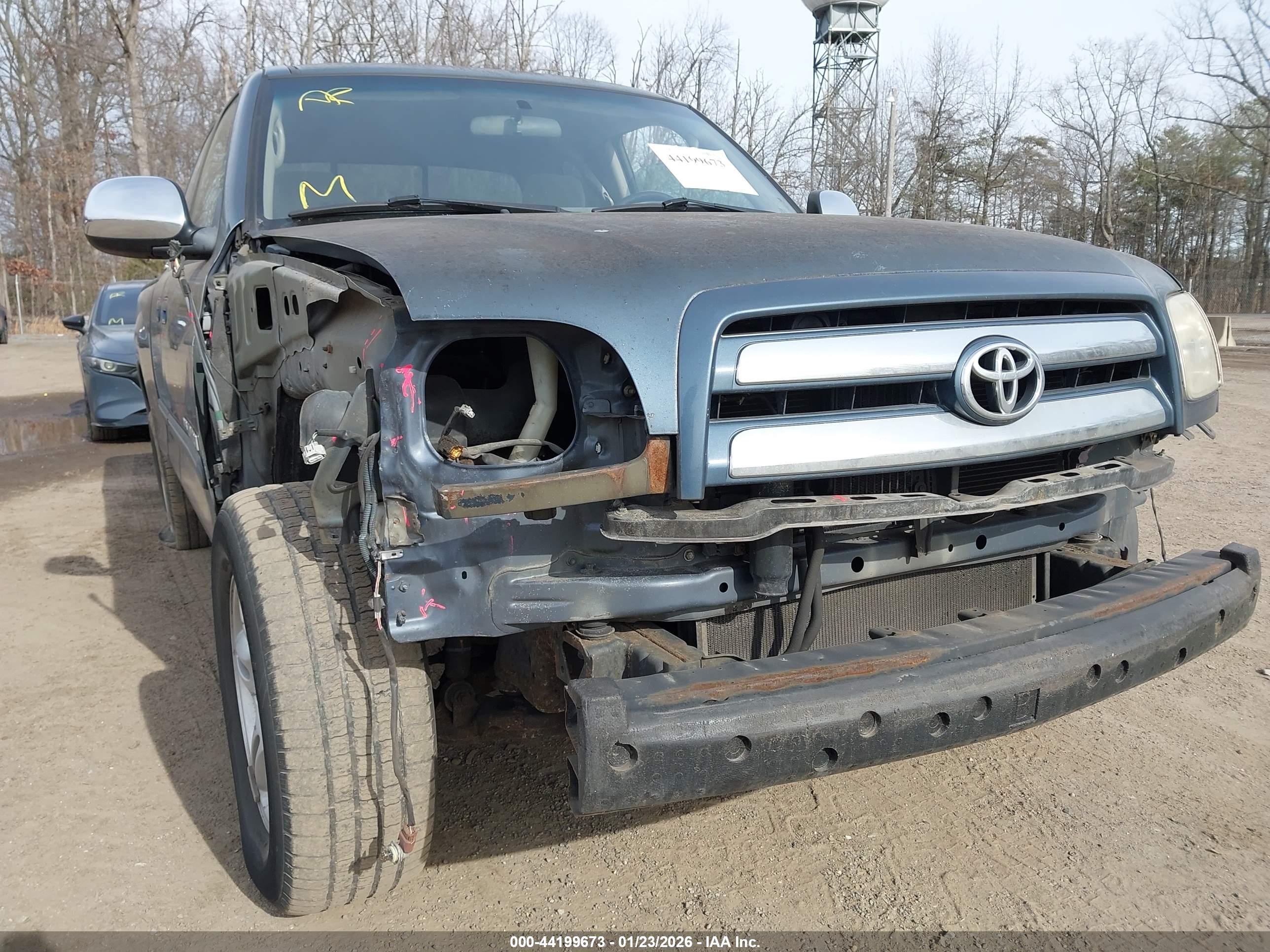 TOYOTA TUNDRA image 6