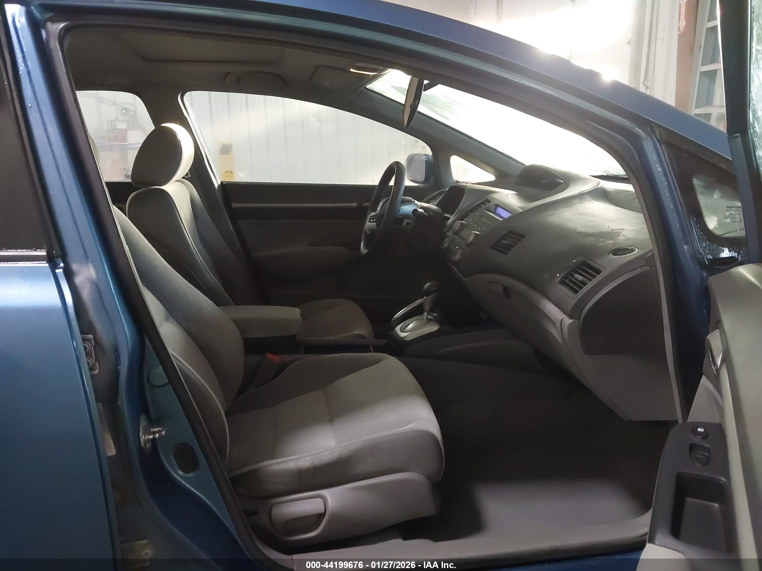 HONDA CIVIC image 5