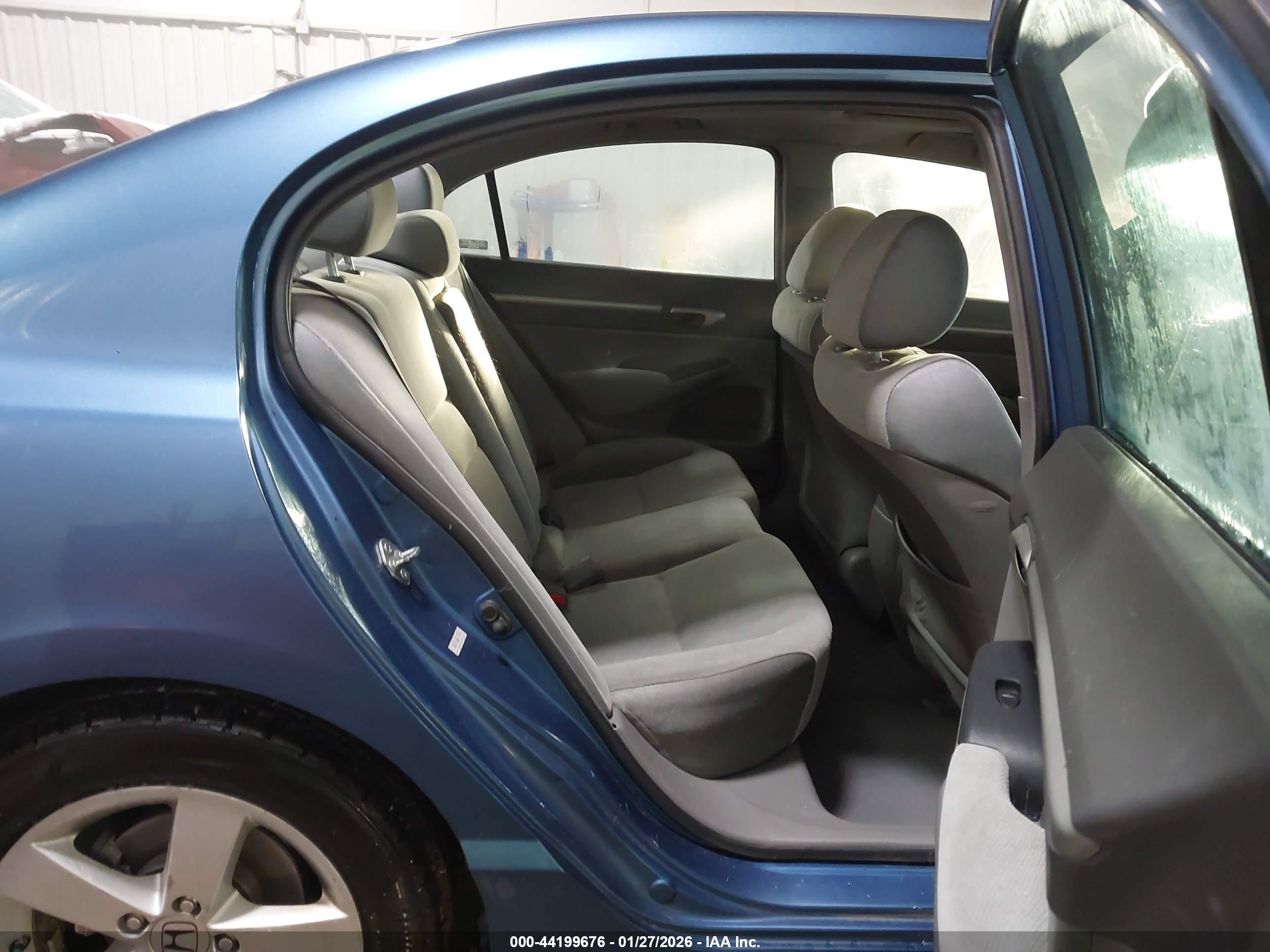 HONDA CIVIC image 8