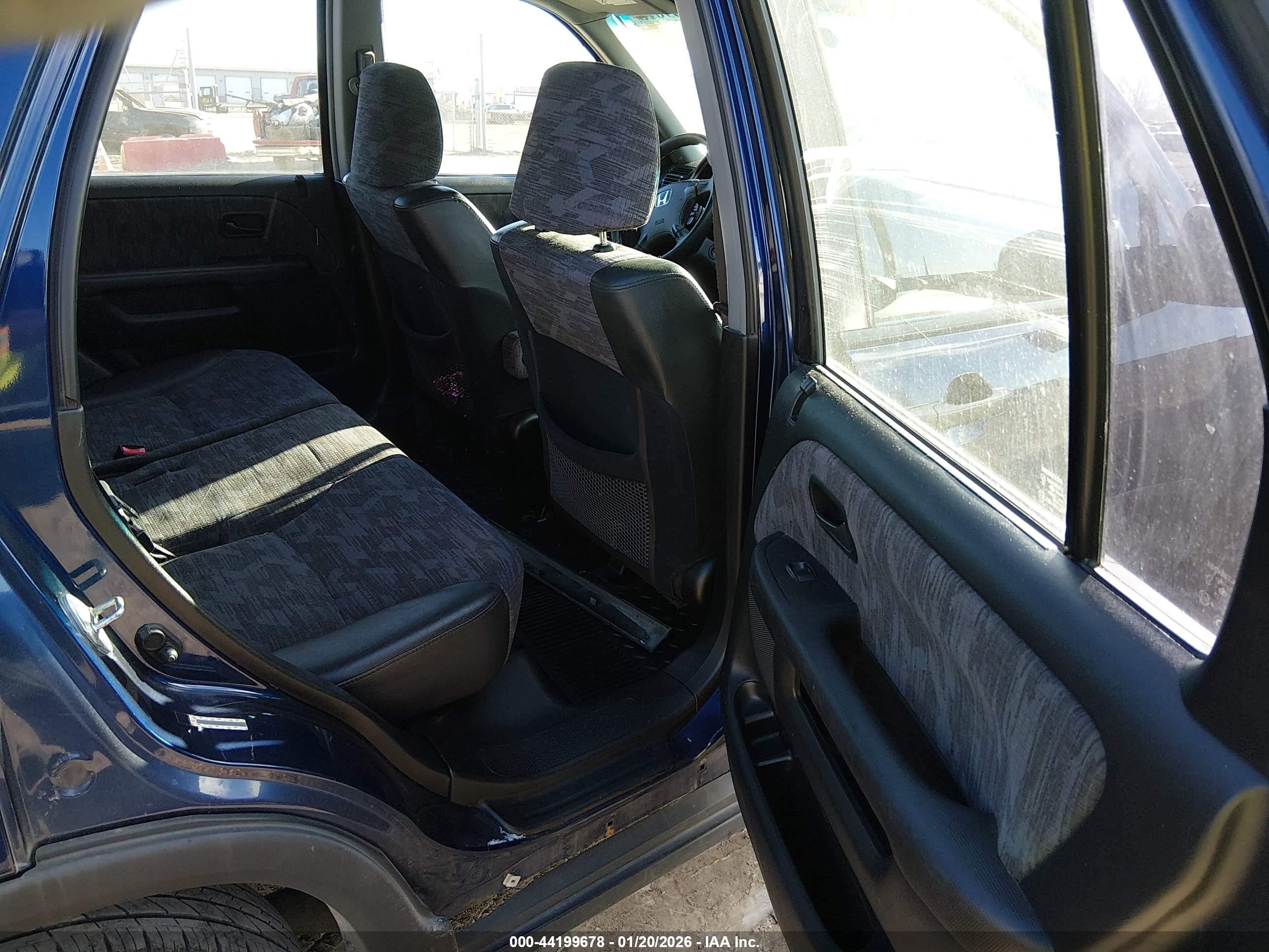 HONDA CR-V image 8