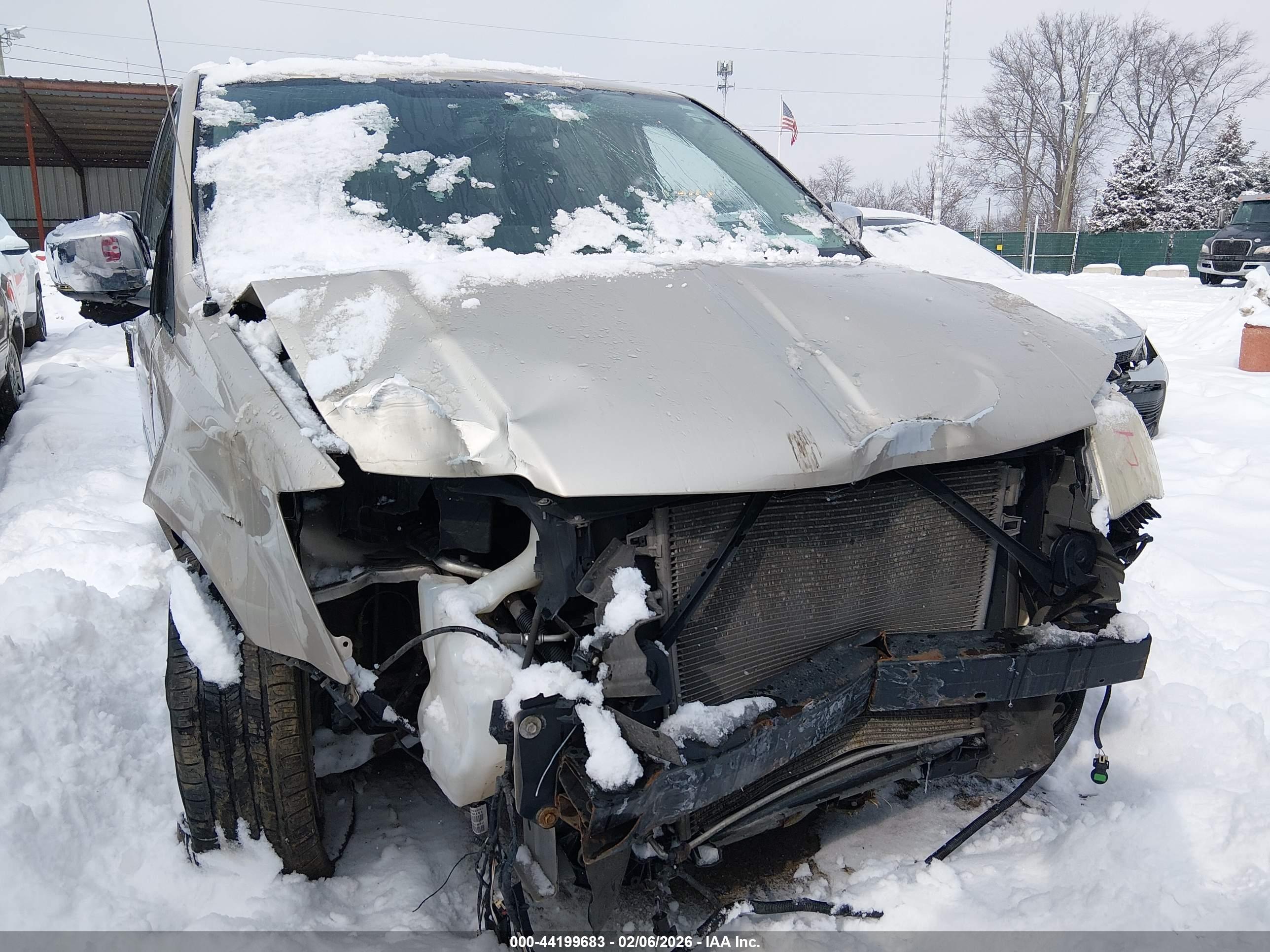 CHRYSLER TOWN image 6