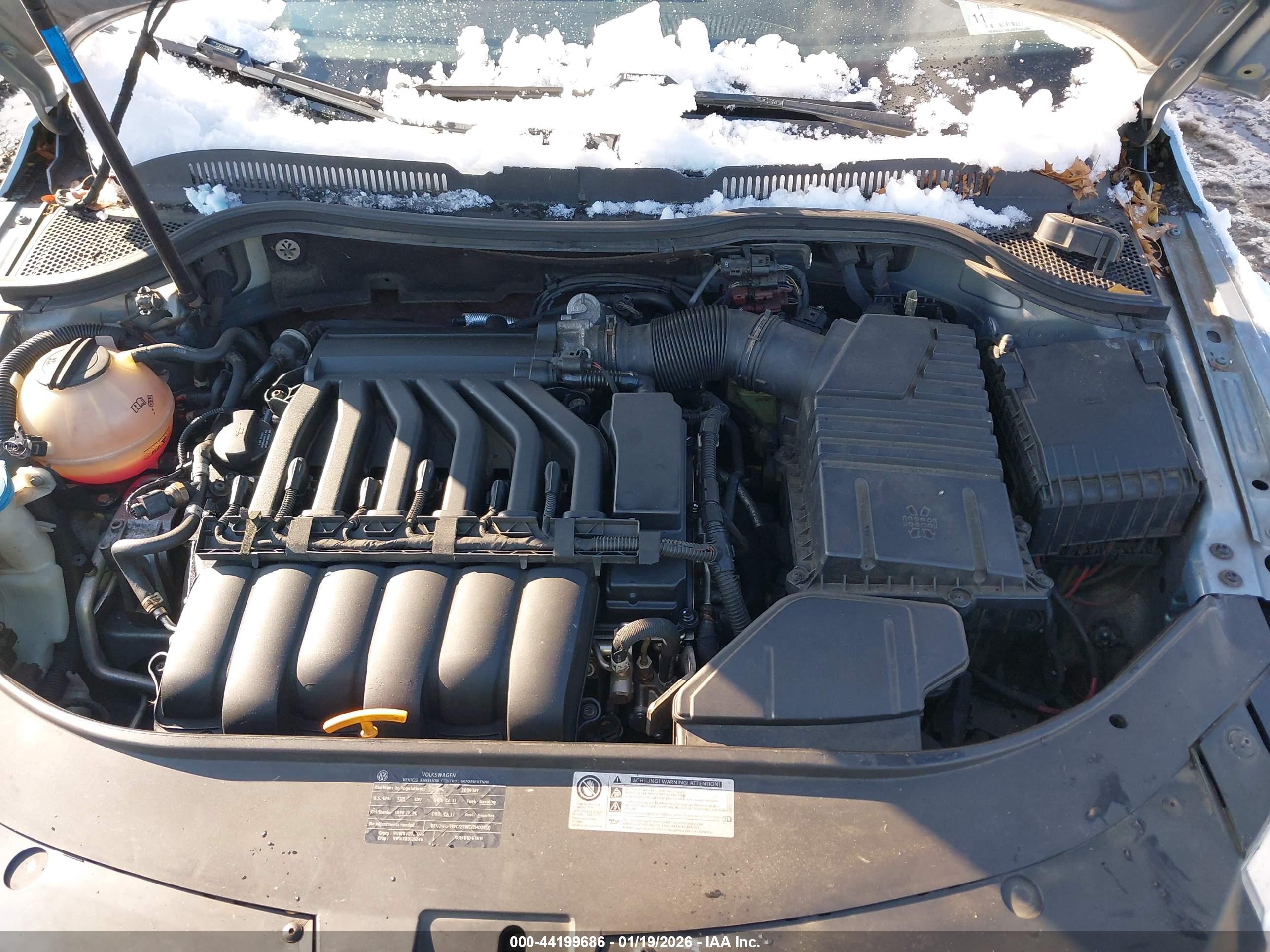 VOLKSWAGEN CC image 10