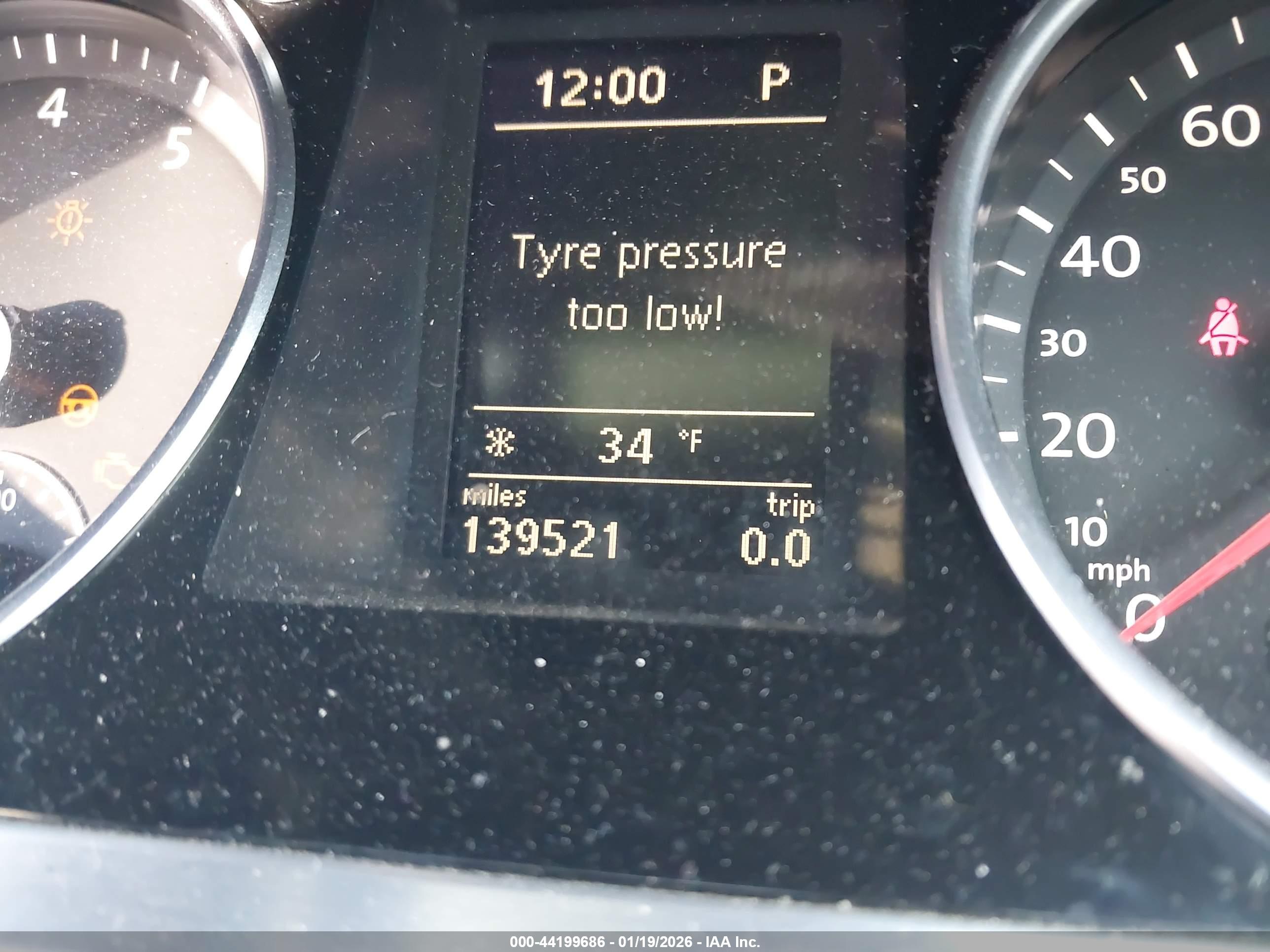 VOLKSWAGEN CC image 7