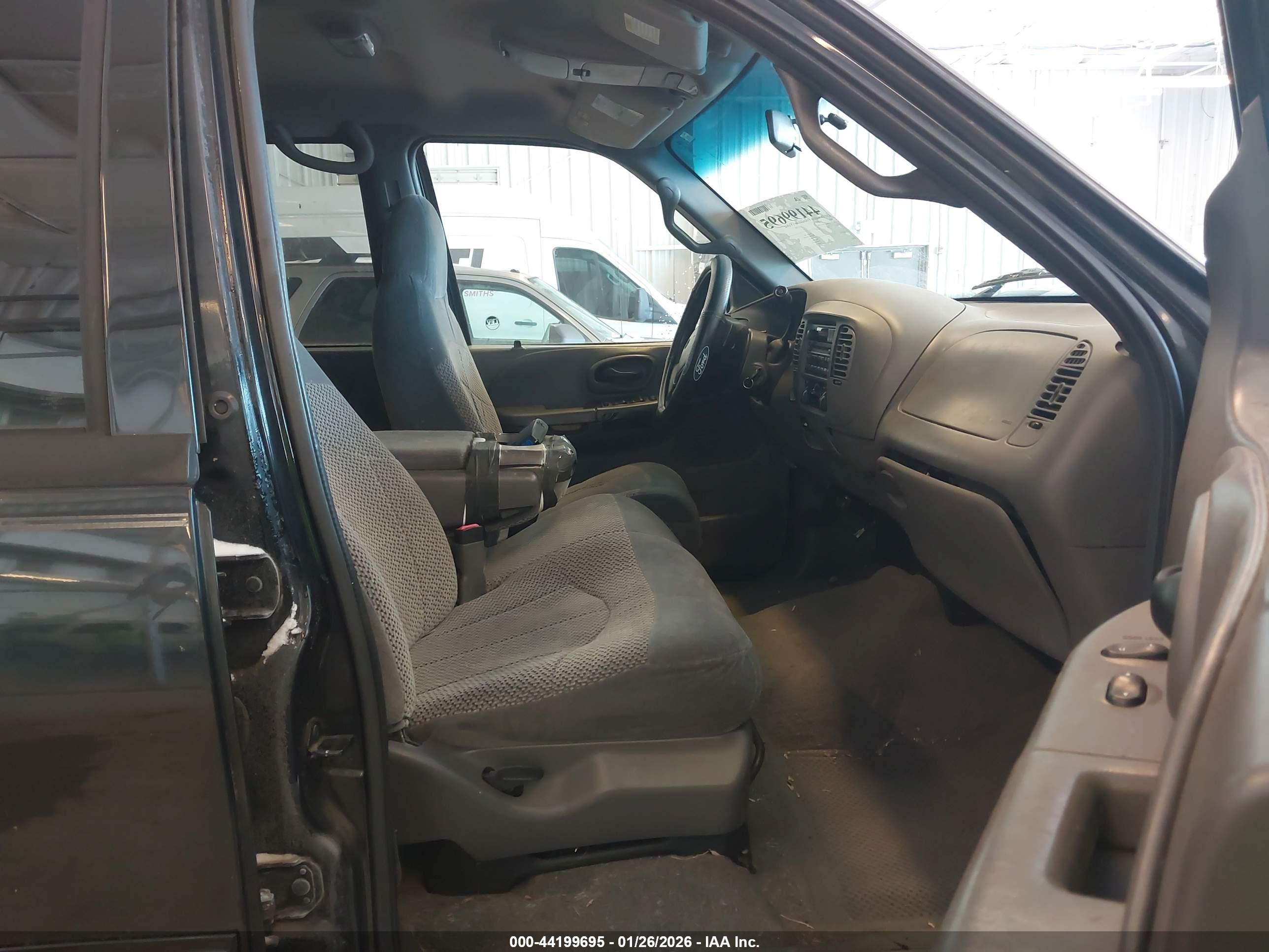 FORD F-150 image 5