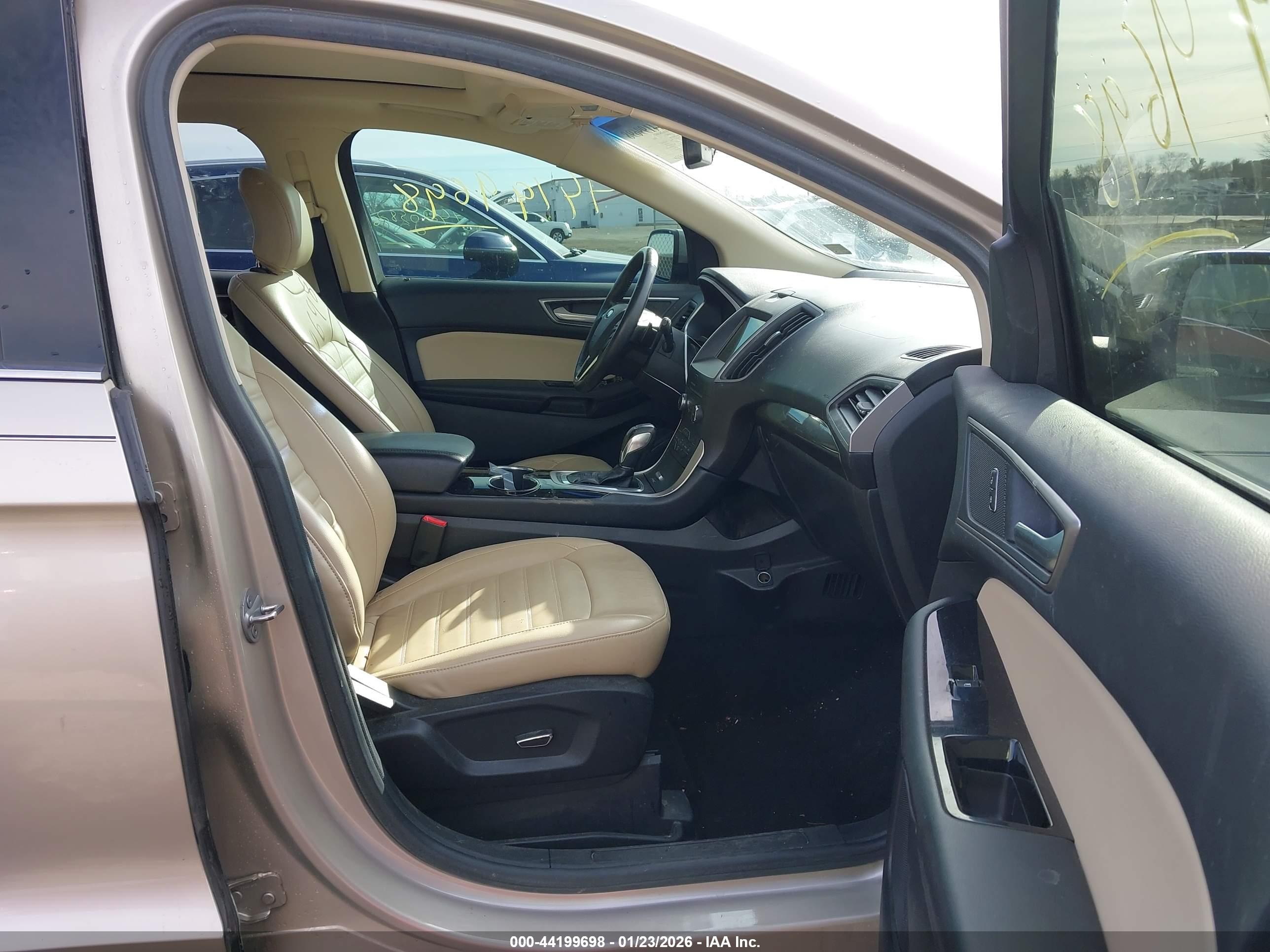 FORD EDGE image 5