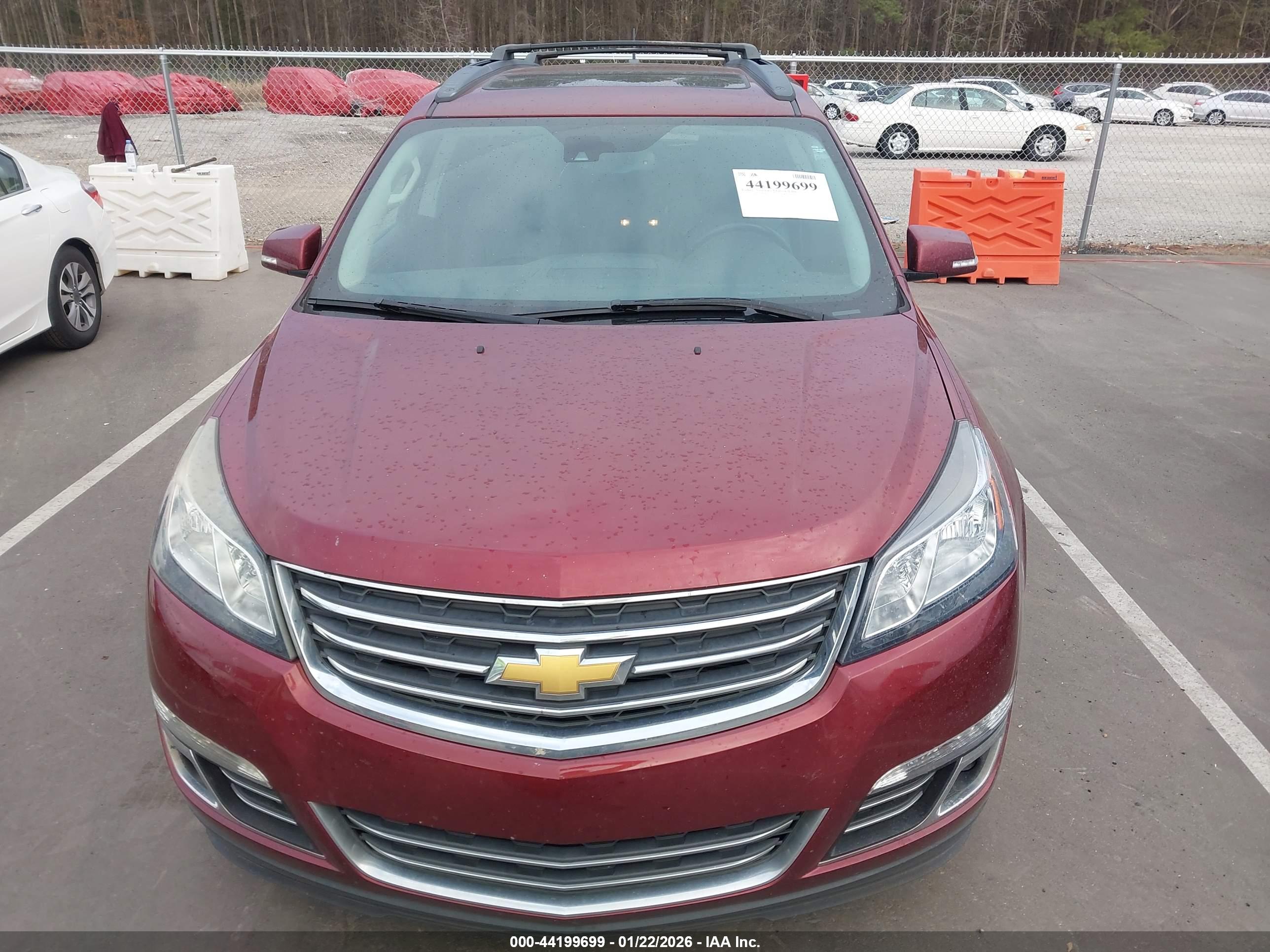 CHEVROLET TRAVERSE image 6
