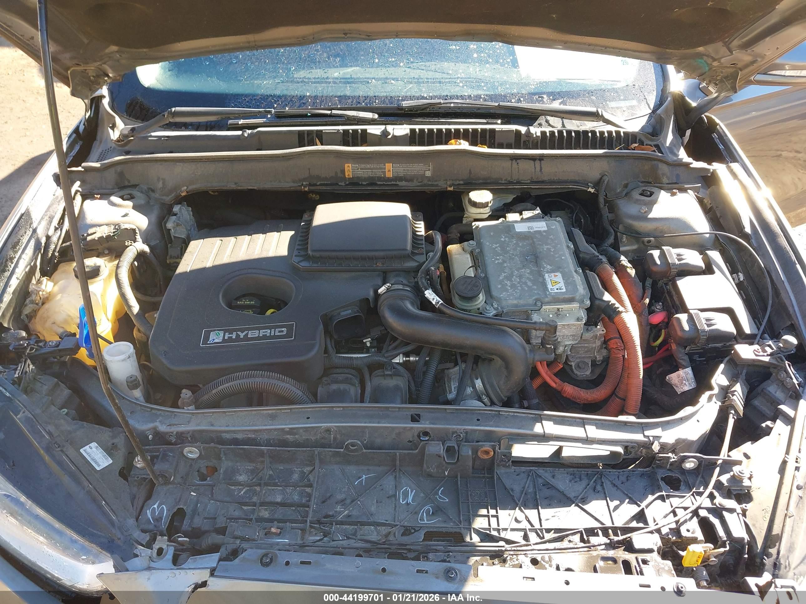 FORD FUSION image 10