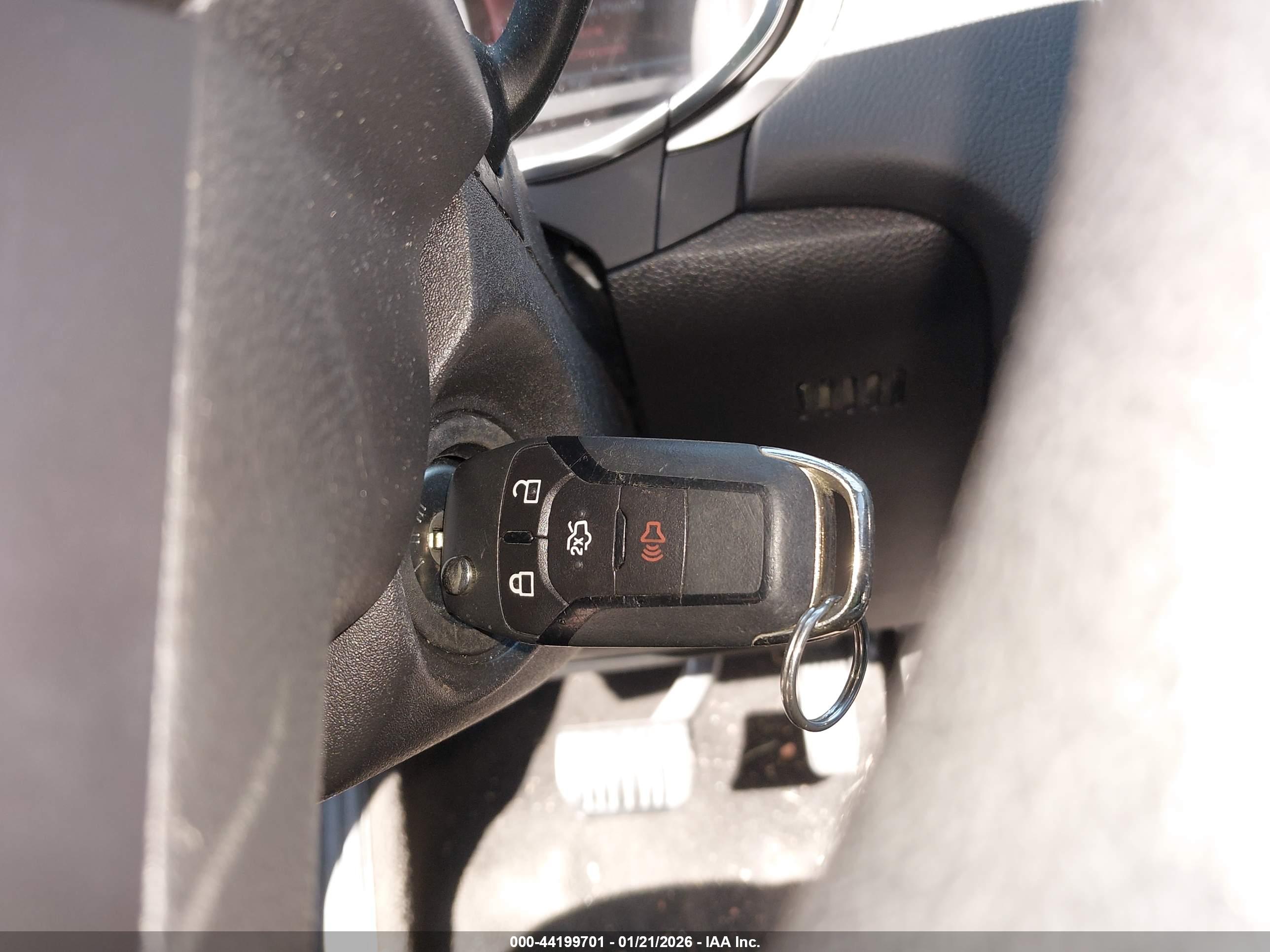 FORD FUSION image 11