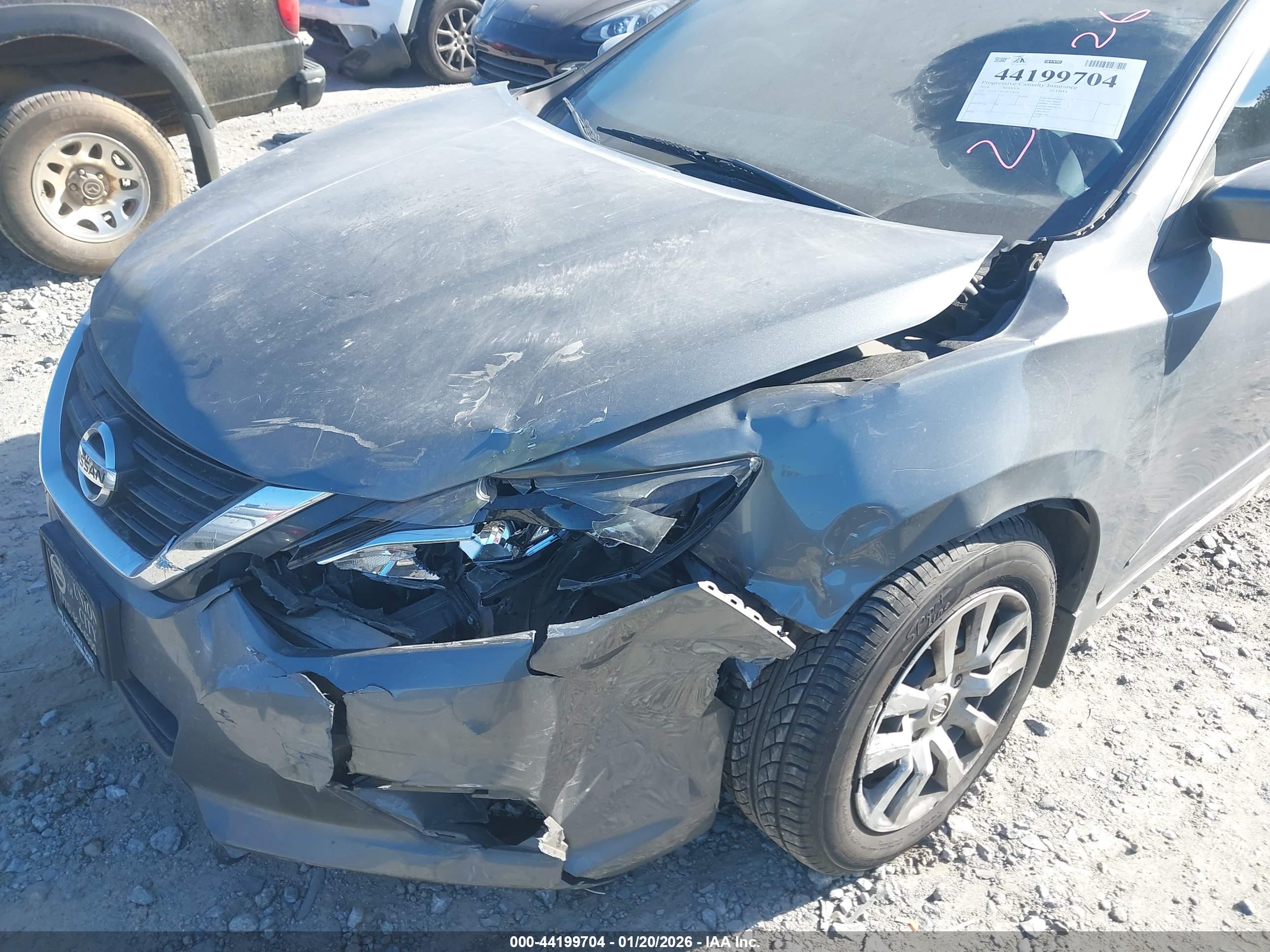 NISSAN ALTIMA image 6
