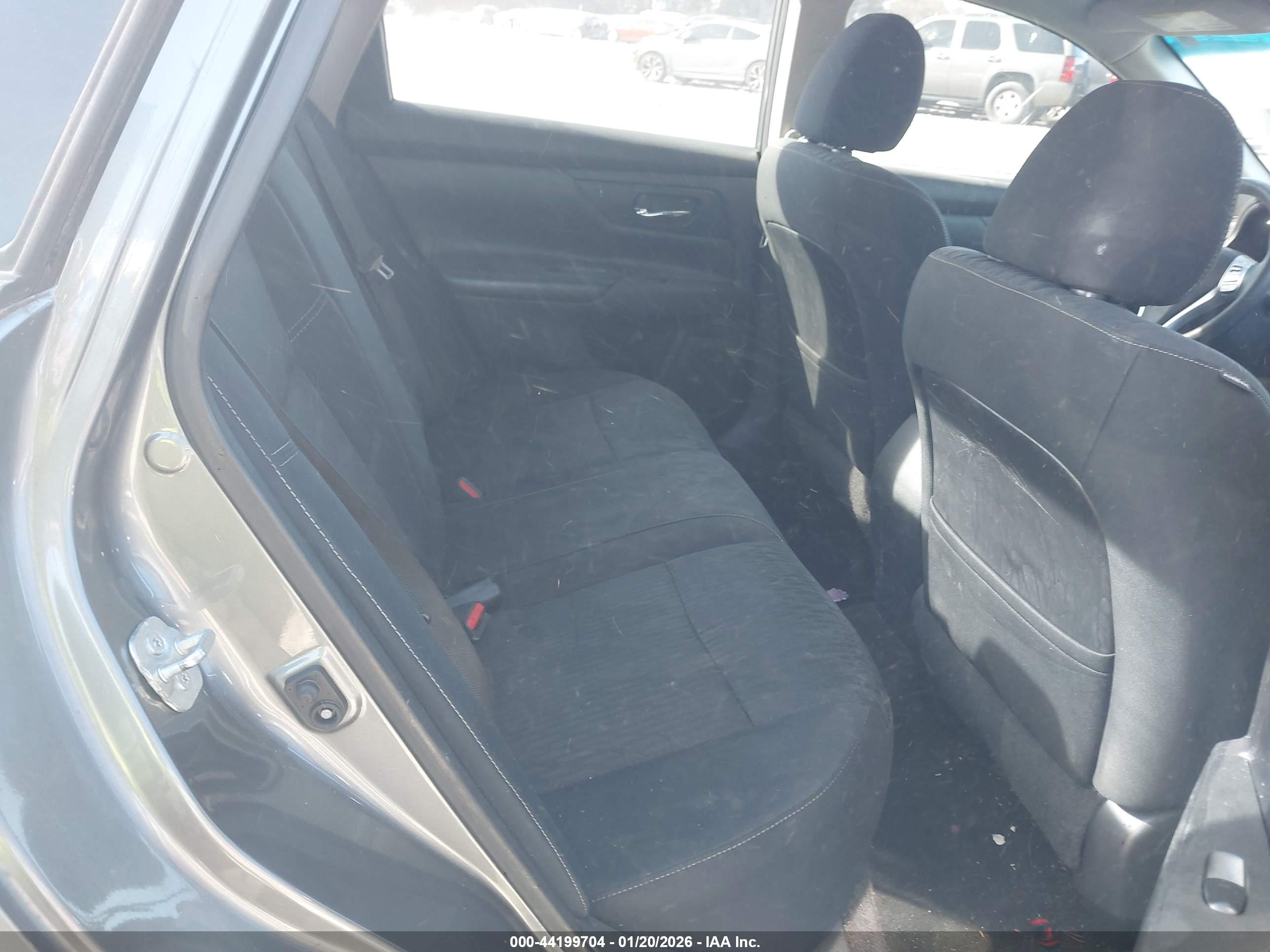 NISSAN ALTIMA image 8