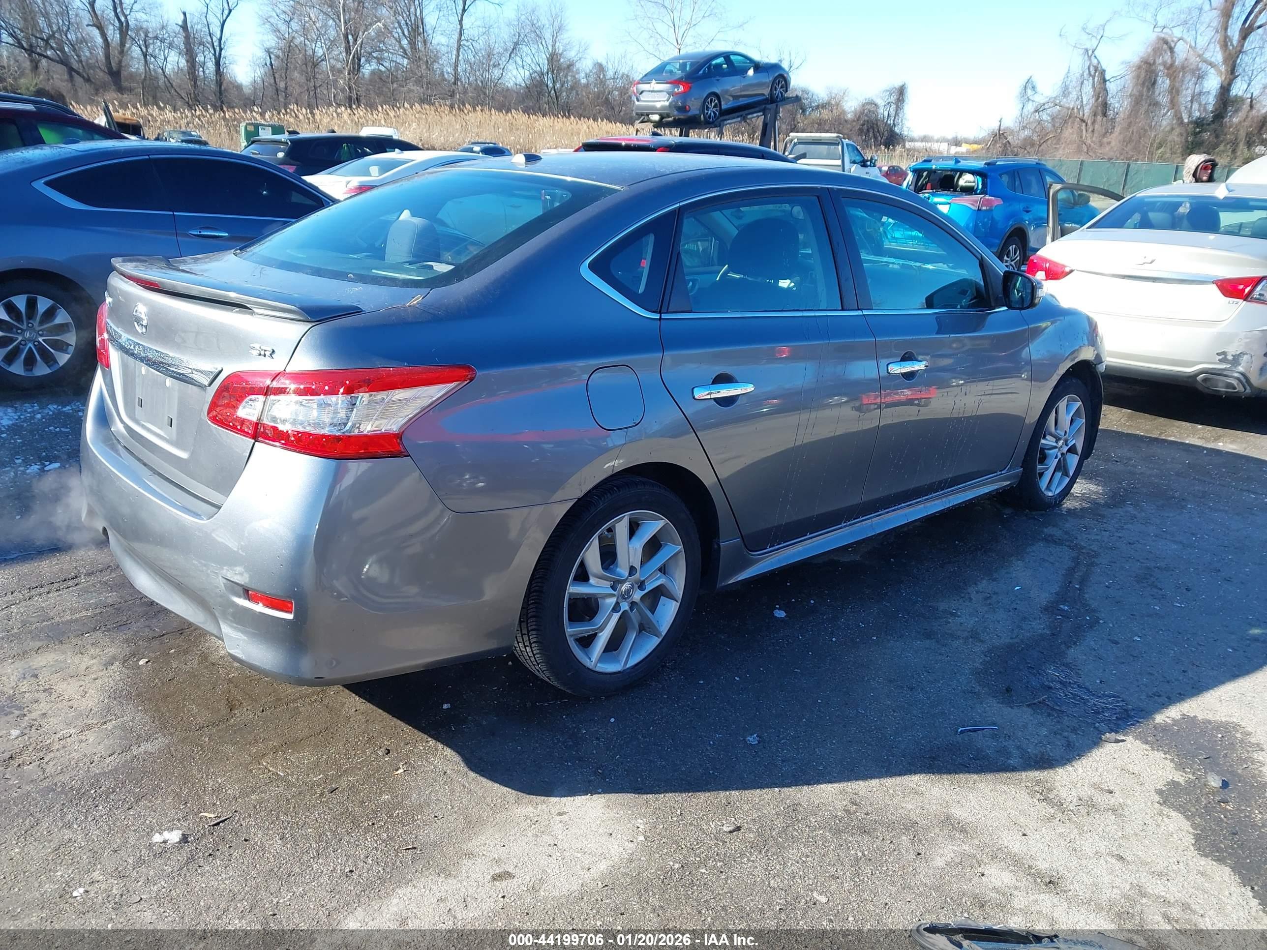 NISSAN SENTRA image 4