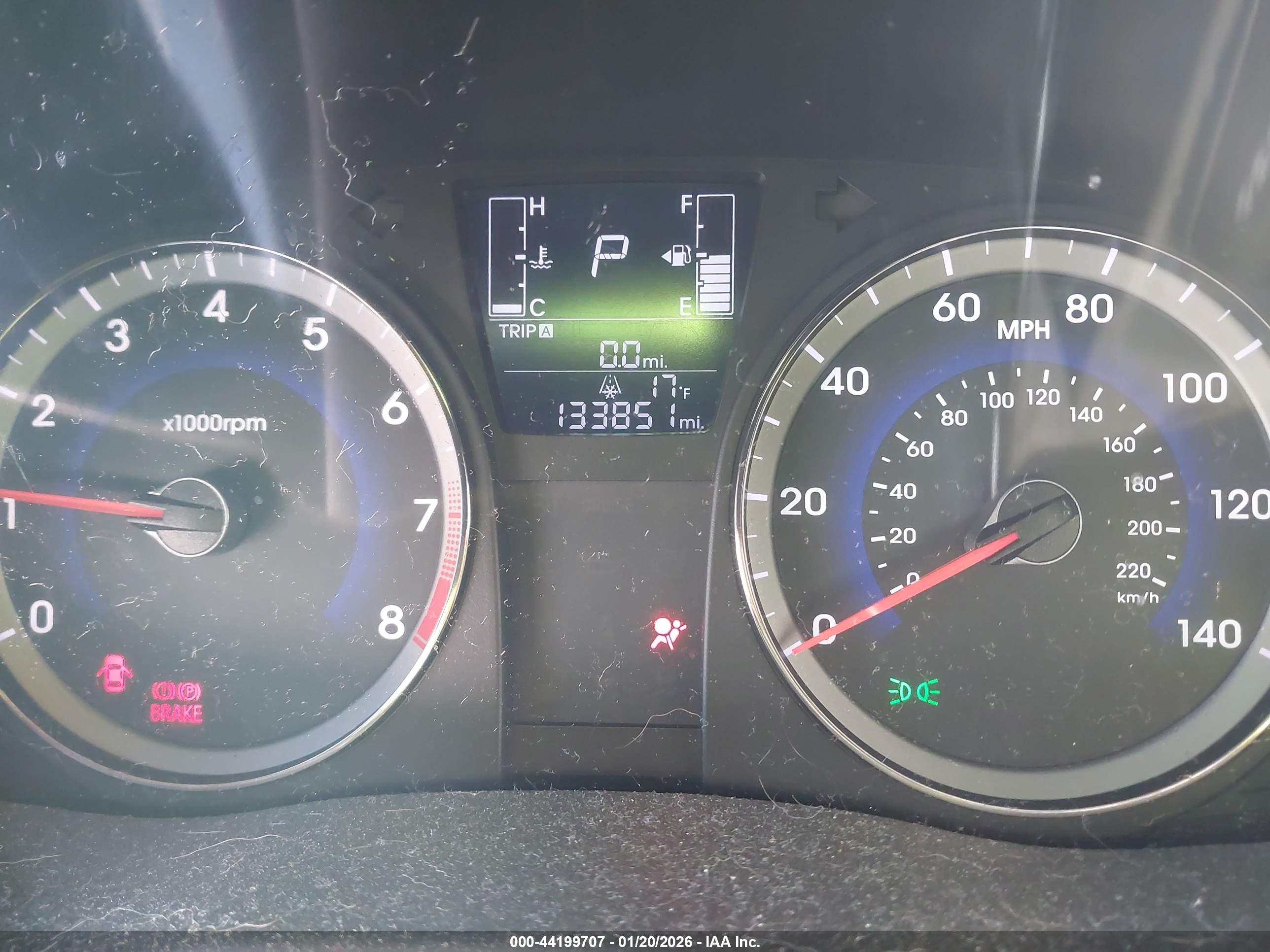 HYUNDAI ACCENT image 7