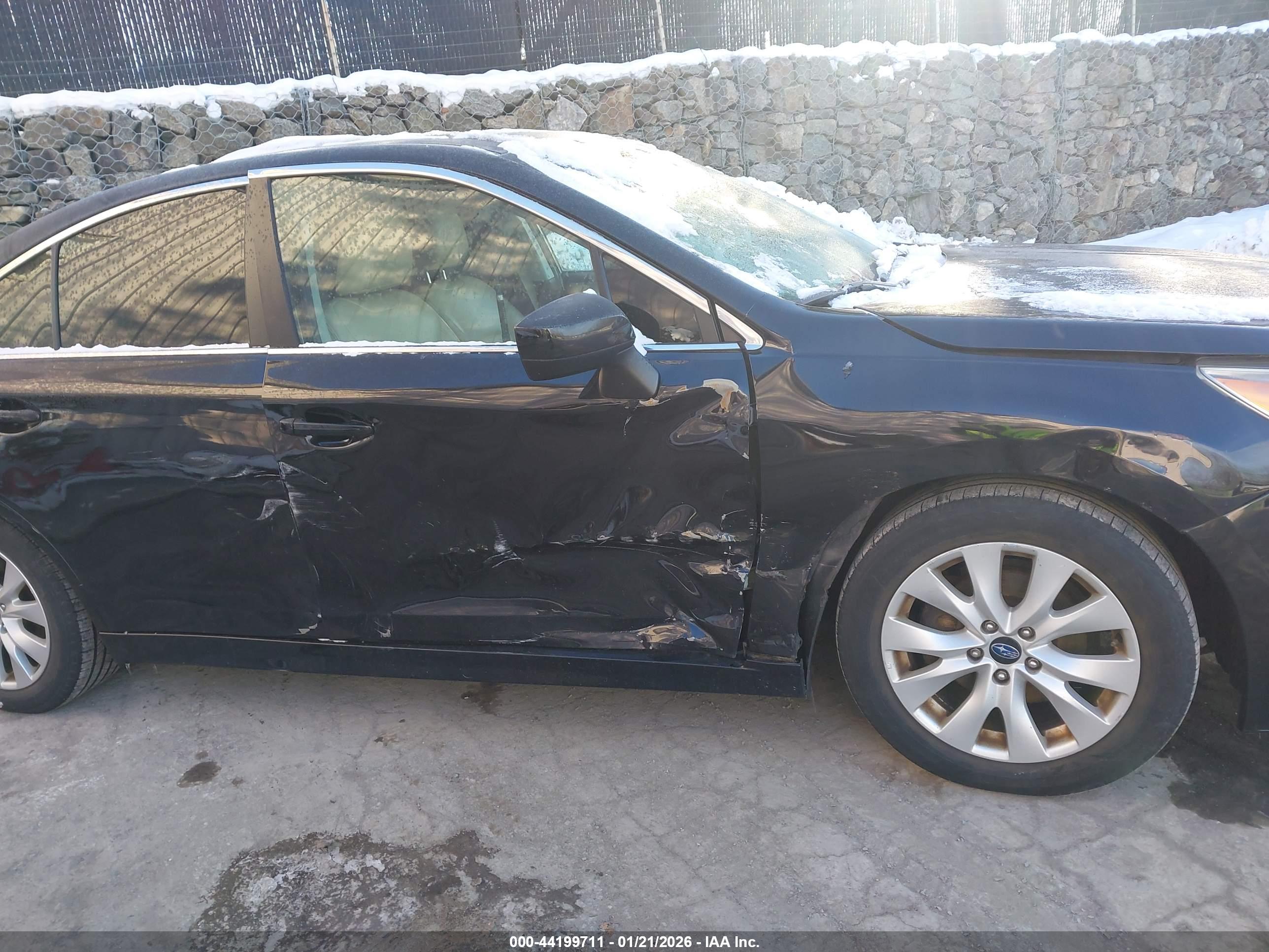 SUBARU LEGACY image 6