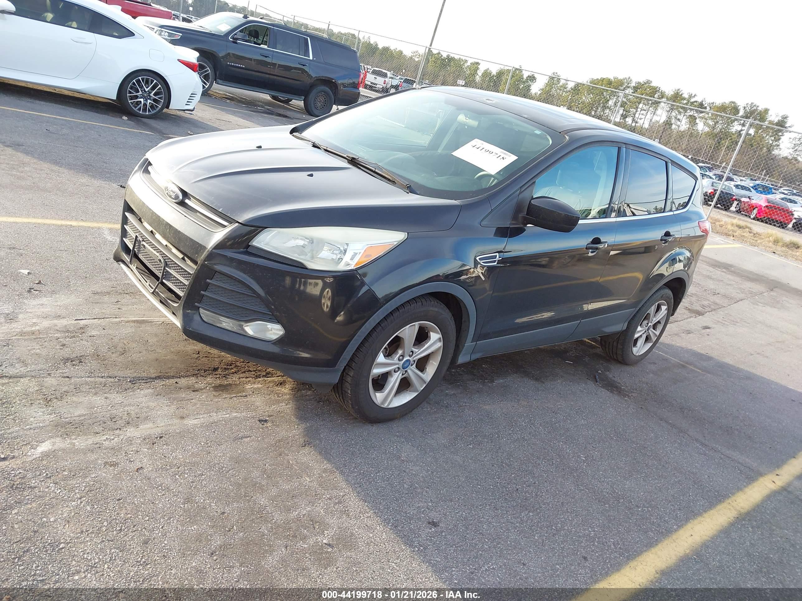 FORD ESCAPE image 2