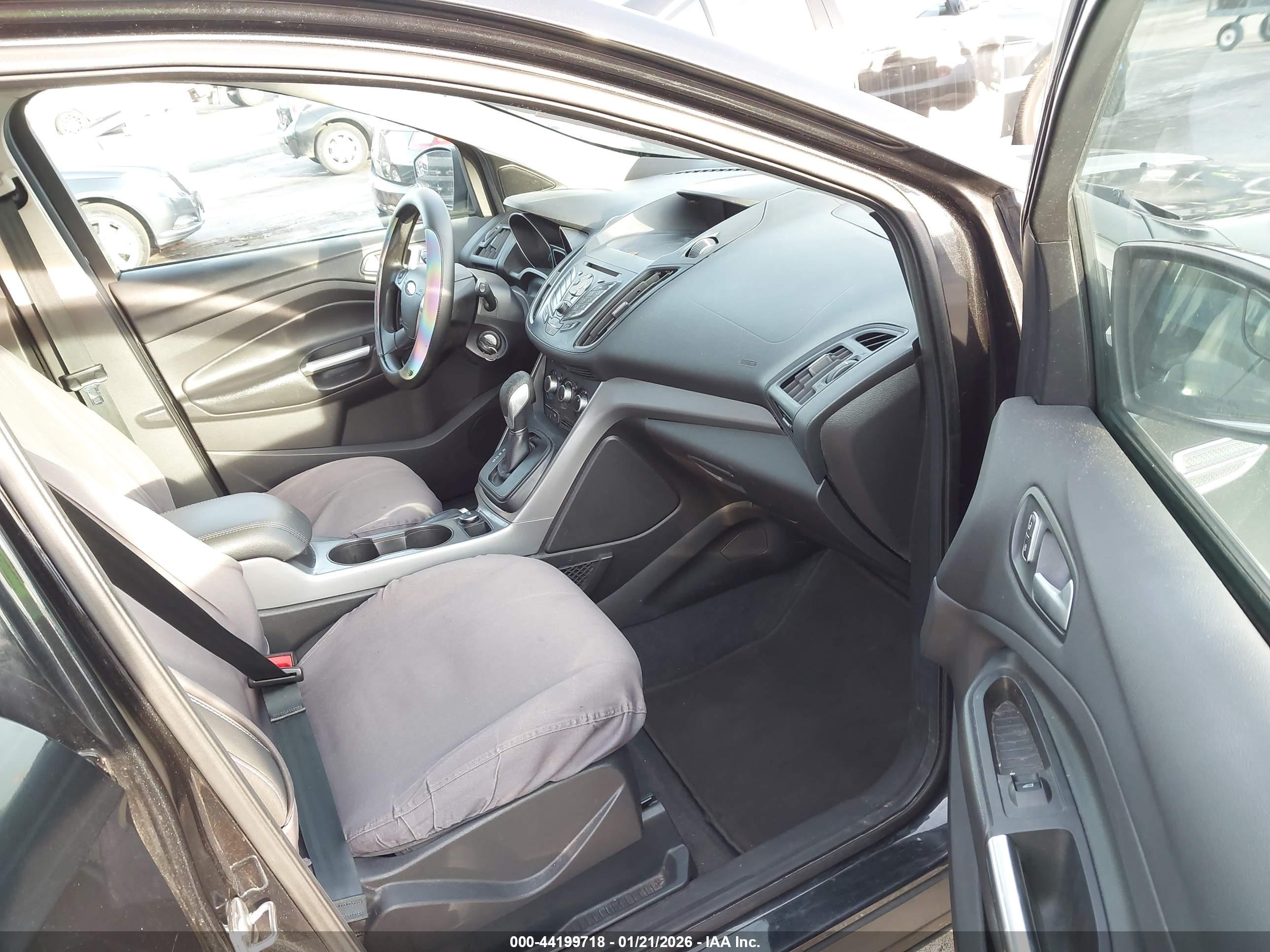 FORD ESCAPE image 5