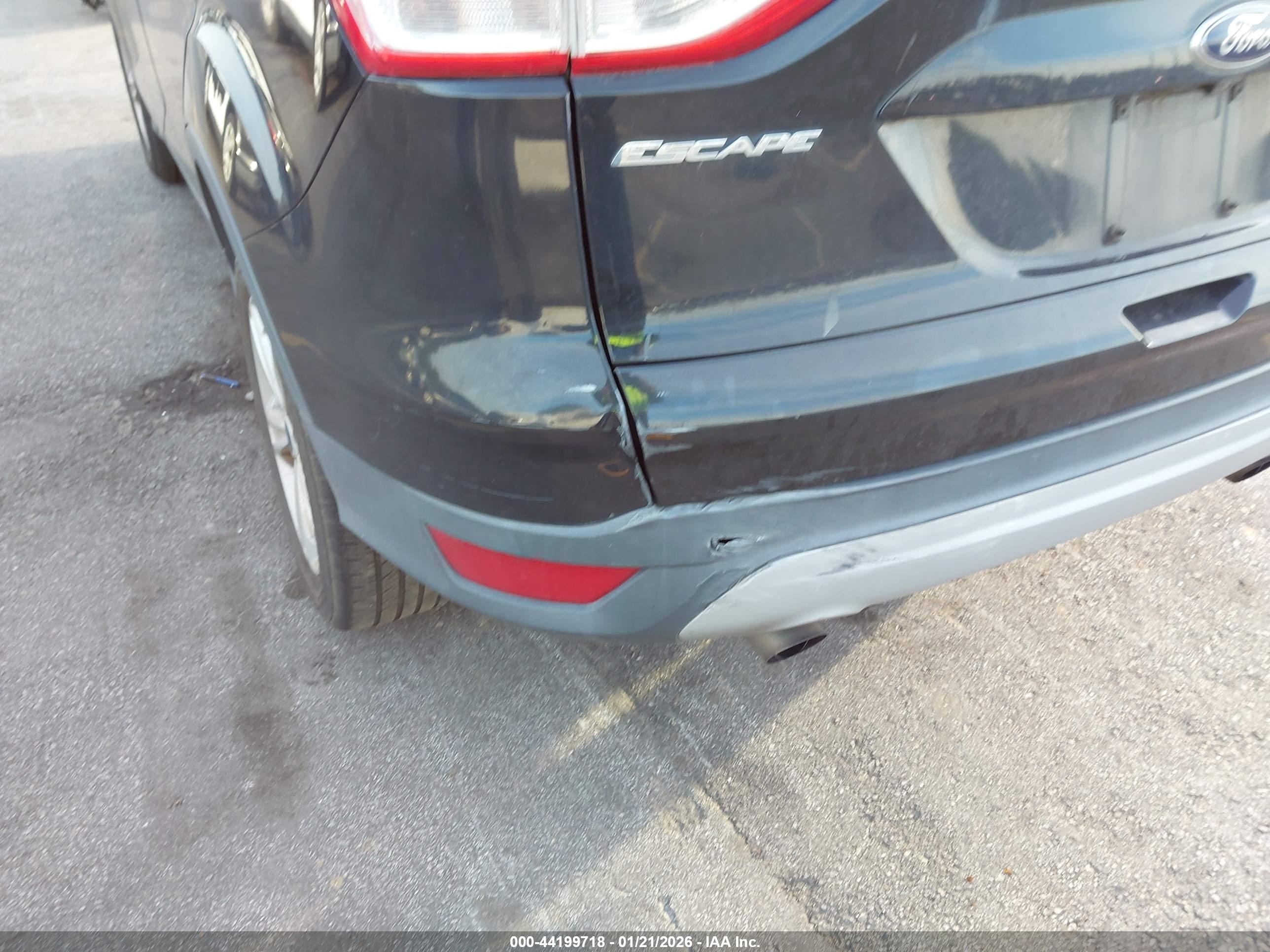 FORD ESCAPE image 6