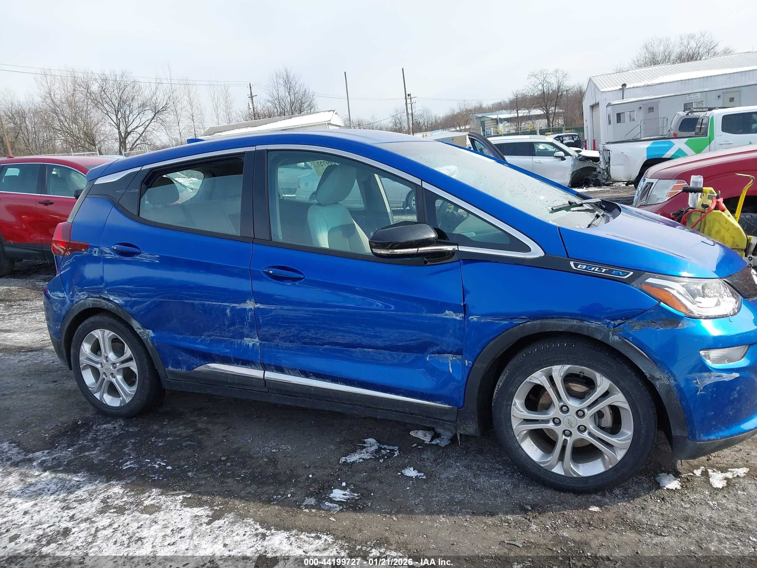 CHEVROLET BOLT image 6