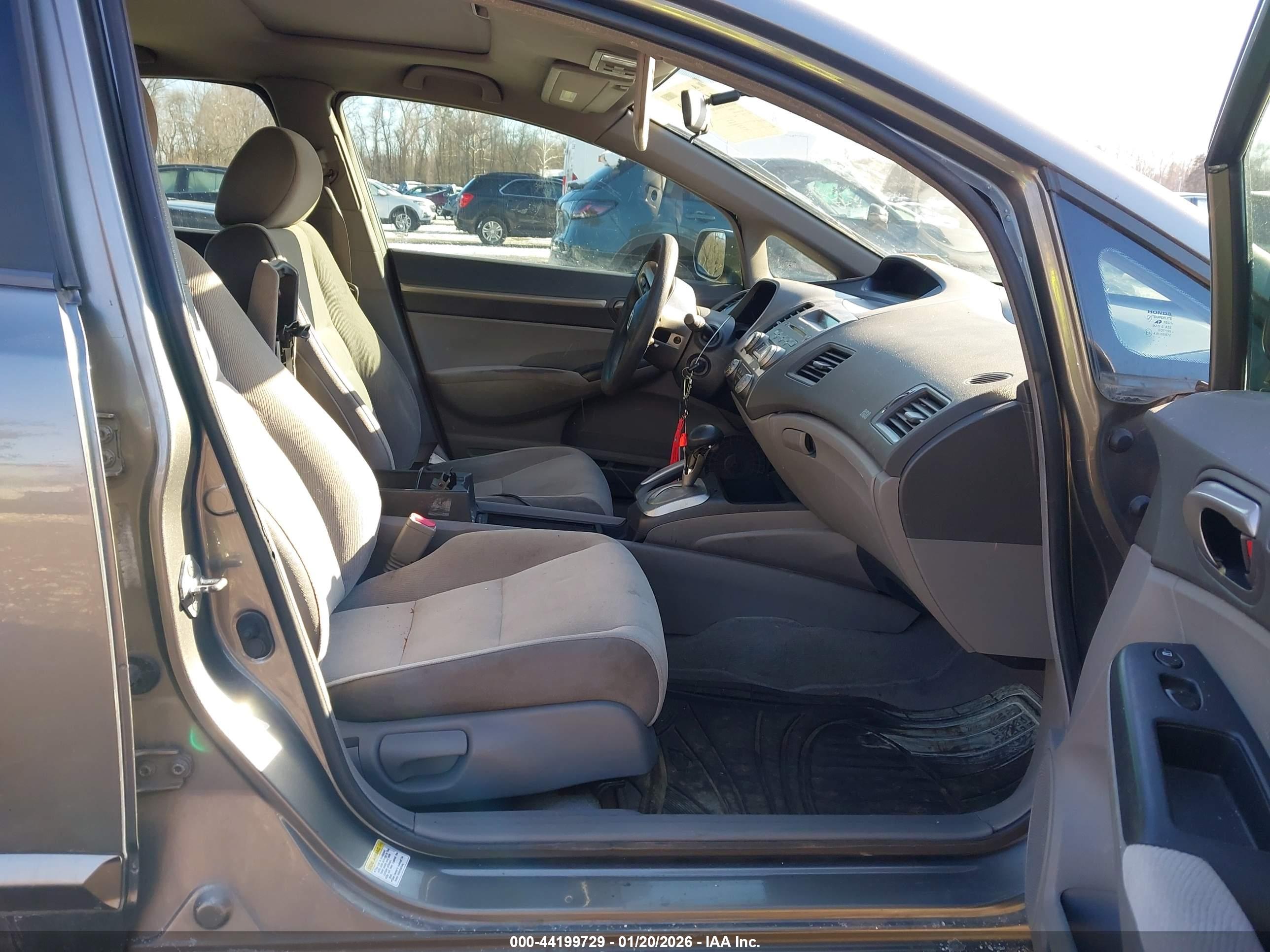 HONDA CIVIC image 5