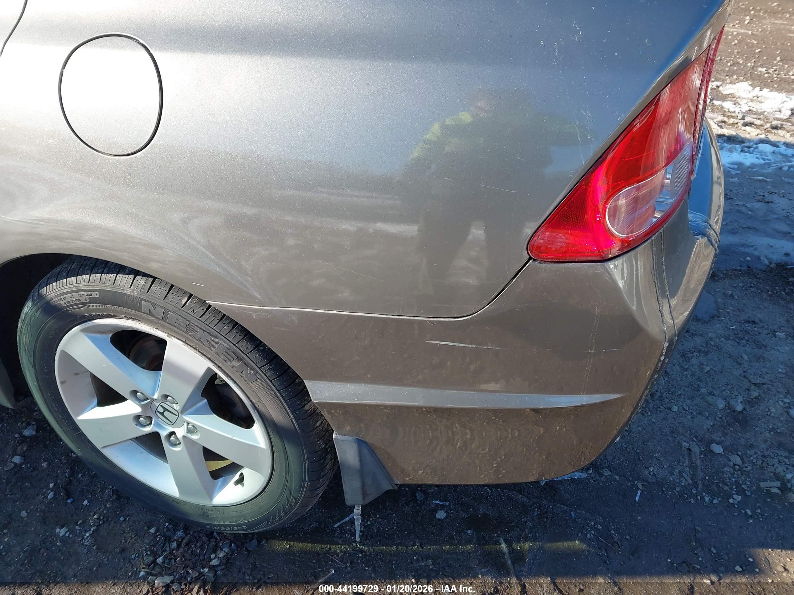 HONDA CIVIC image 6