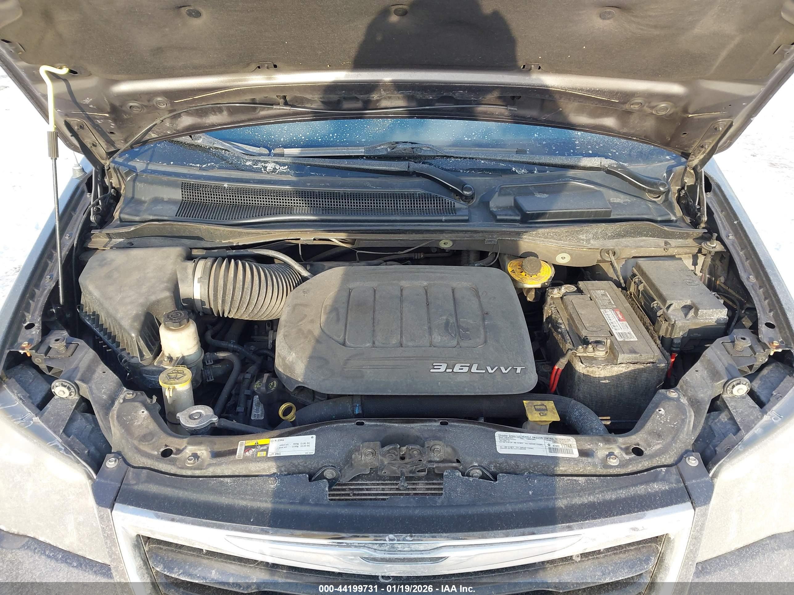 CHRYSLER TOWN image 10
