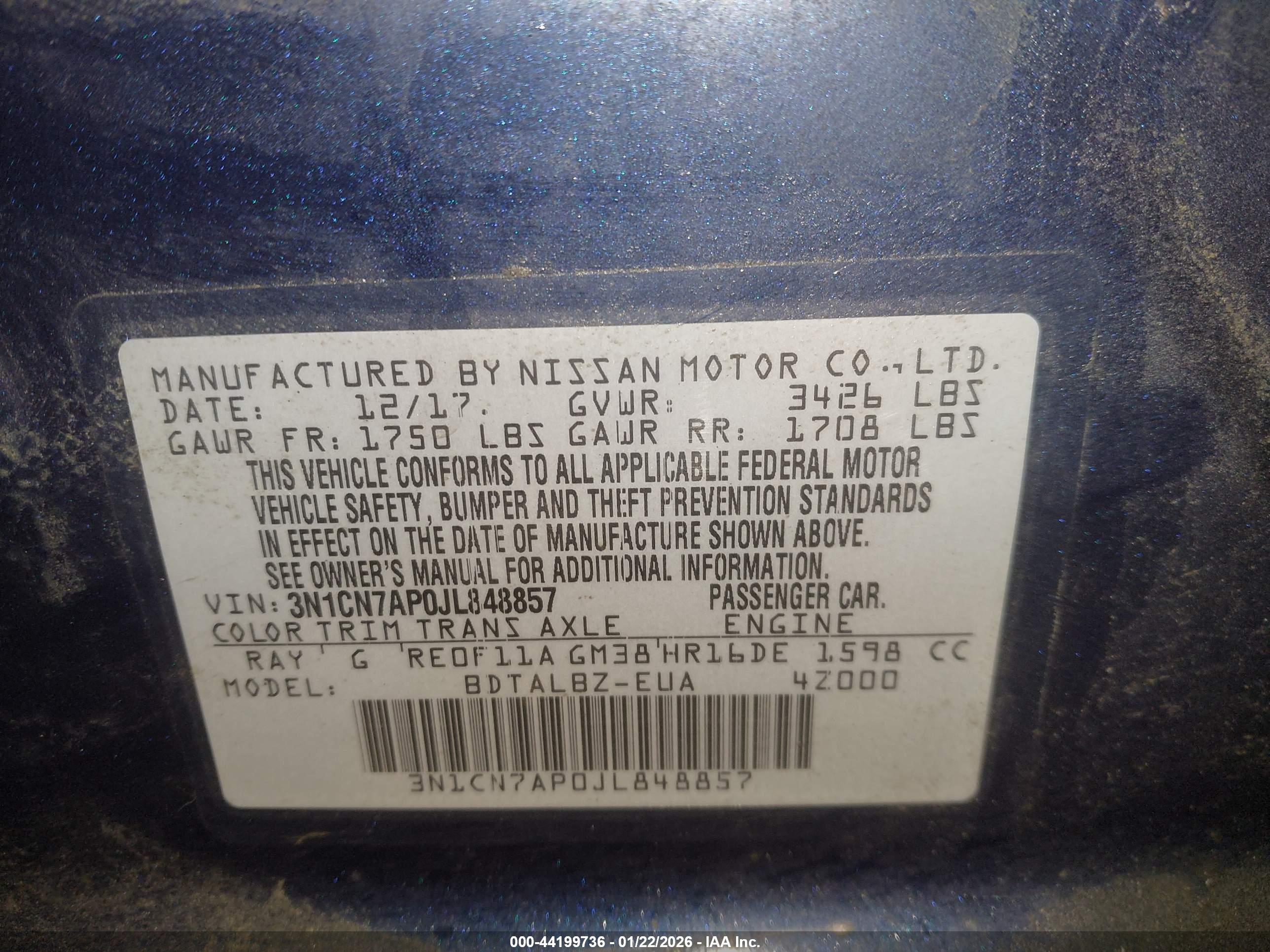 NISSAN VERSA image 9