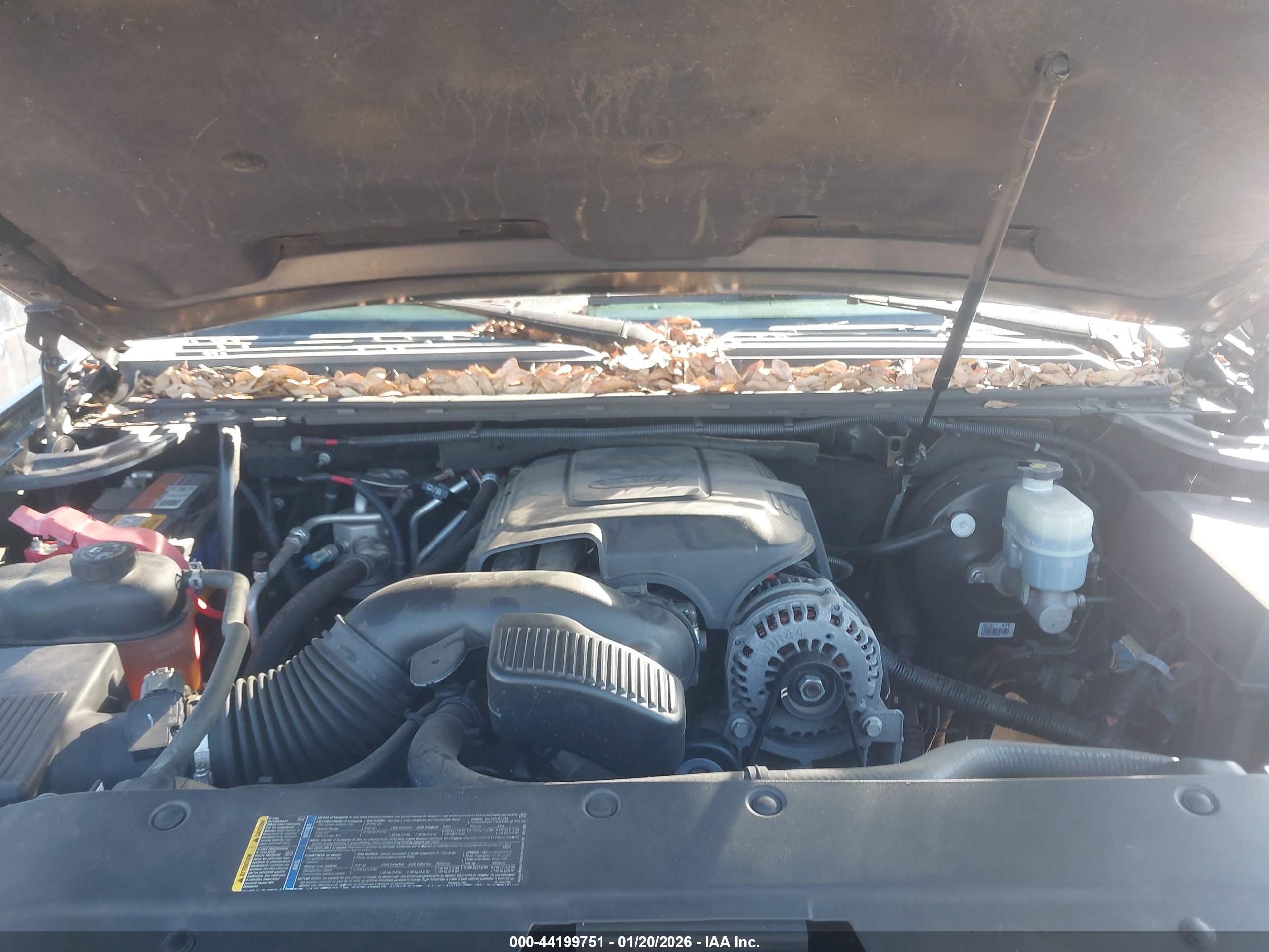 CHEVROLET TAHOE image 10