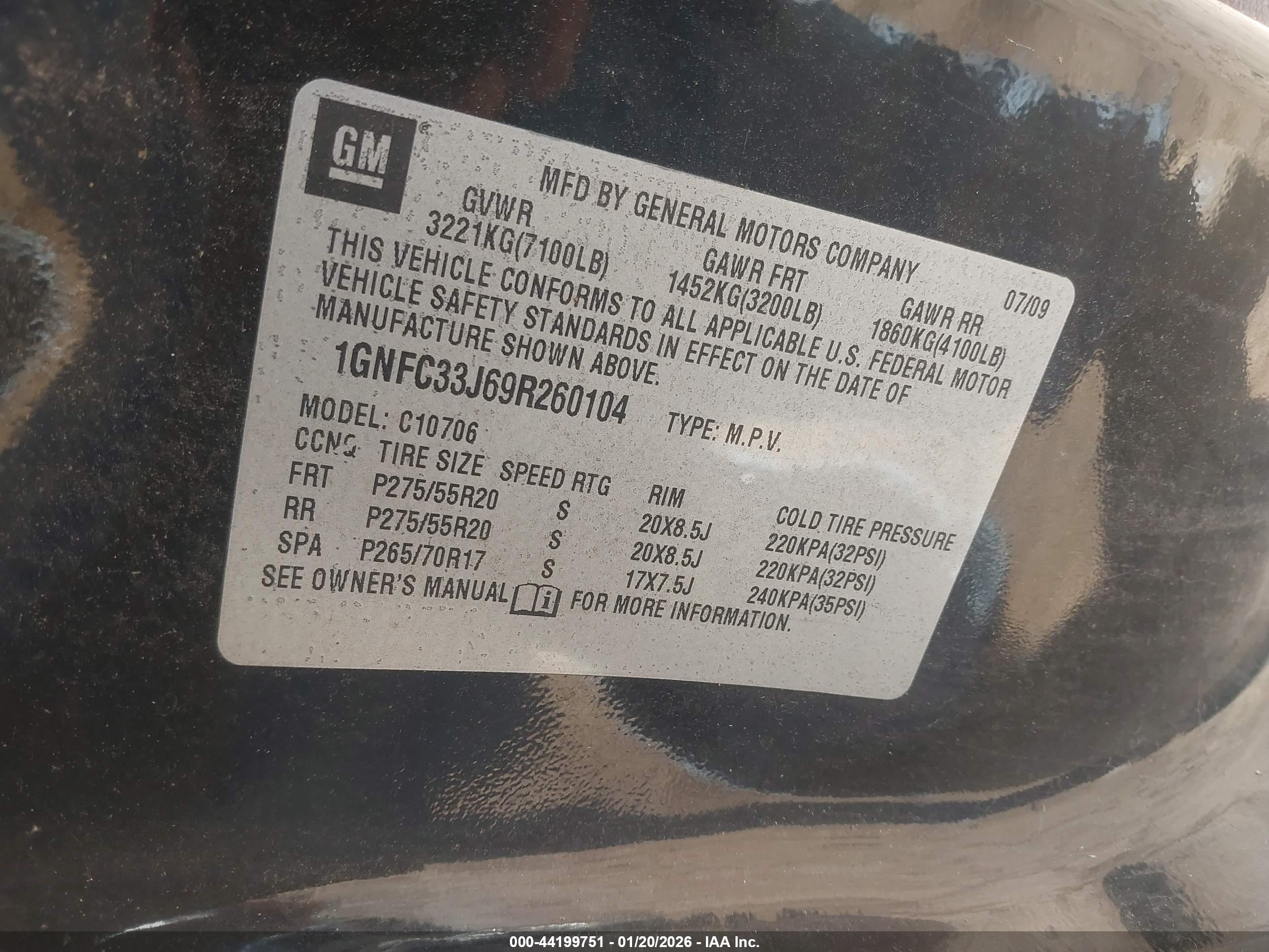 CHEVROLET TAHOE image 9